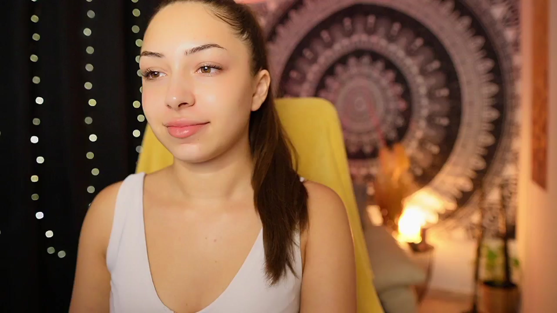 Gallery image thumbnail from Briar__Rose's myfreecams stream on, 08/15/2024, 16:49 image 12 of 20