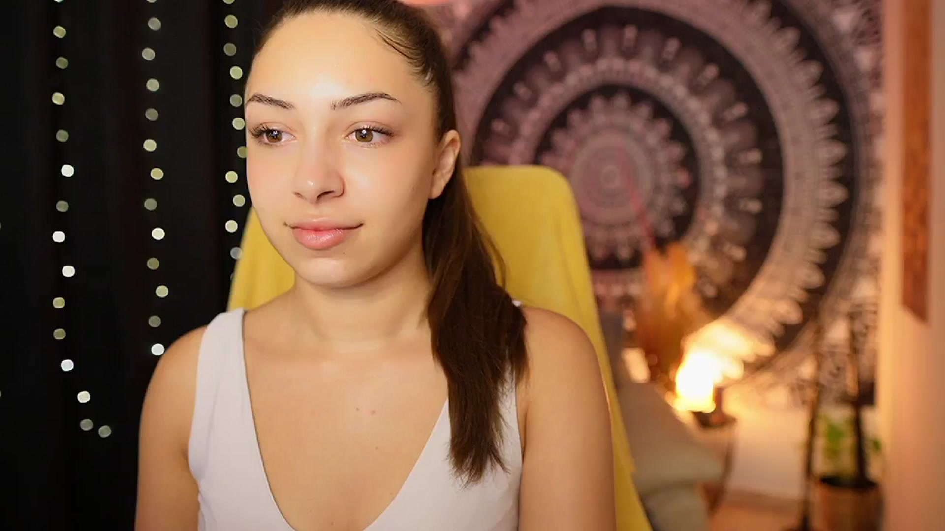 Gallery image thumbnail from Briar__Rose's myfreecams stream on, 08/15/2024, 16:49 image 17 of 20