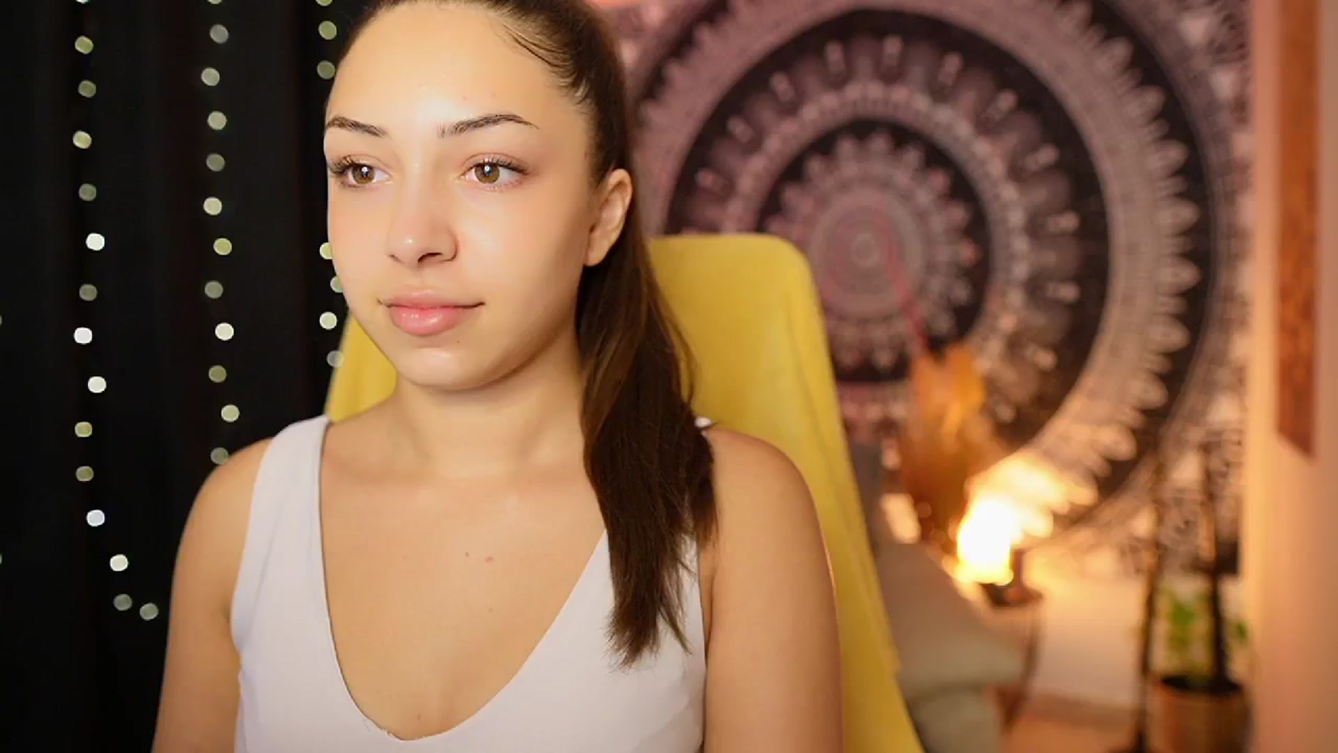 Gallery image thumbnail from Briar__Rose's myfreecams stream on, 08/15/2024, 16:49 image 10 of 20