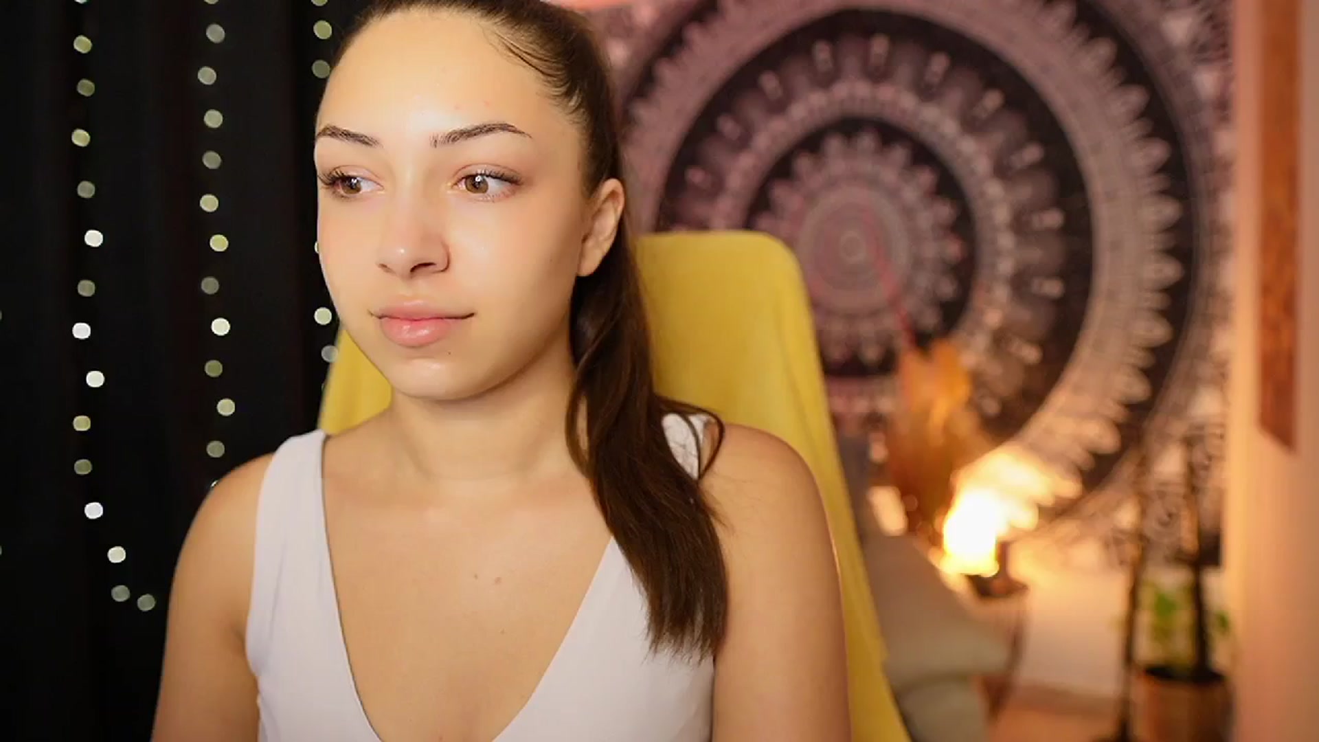 Gallery image thumbnail from Briar__Rose's myfreecams stream on, 08/15/2024, 16:49 image 7 of 20
