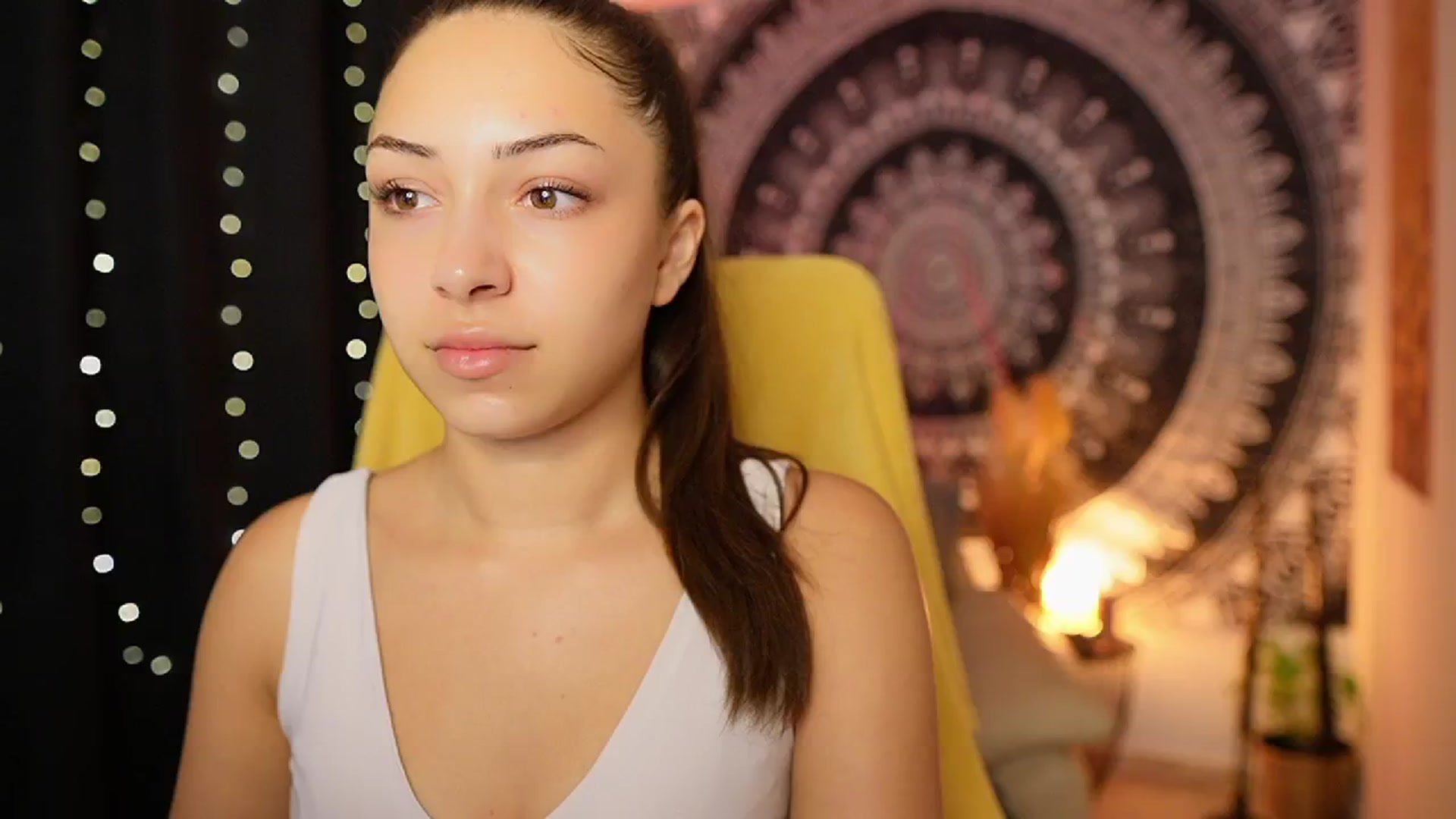 Gallery image thumbnail from Briar__Rose's myfreecams stream on, 08/15/2024, 16:49 image 6 of 20