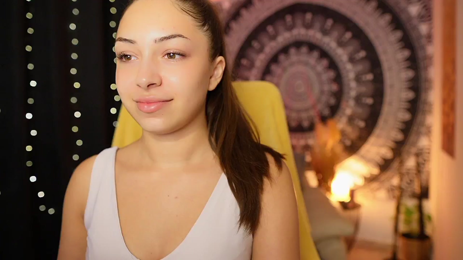 Gallery image thumbnail from Briar__Rose's myfreecams stream on, 08/15/2024, 16:49 image 19 of 20