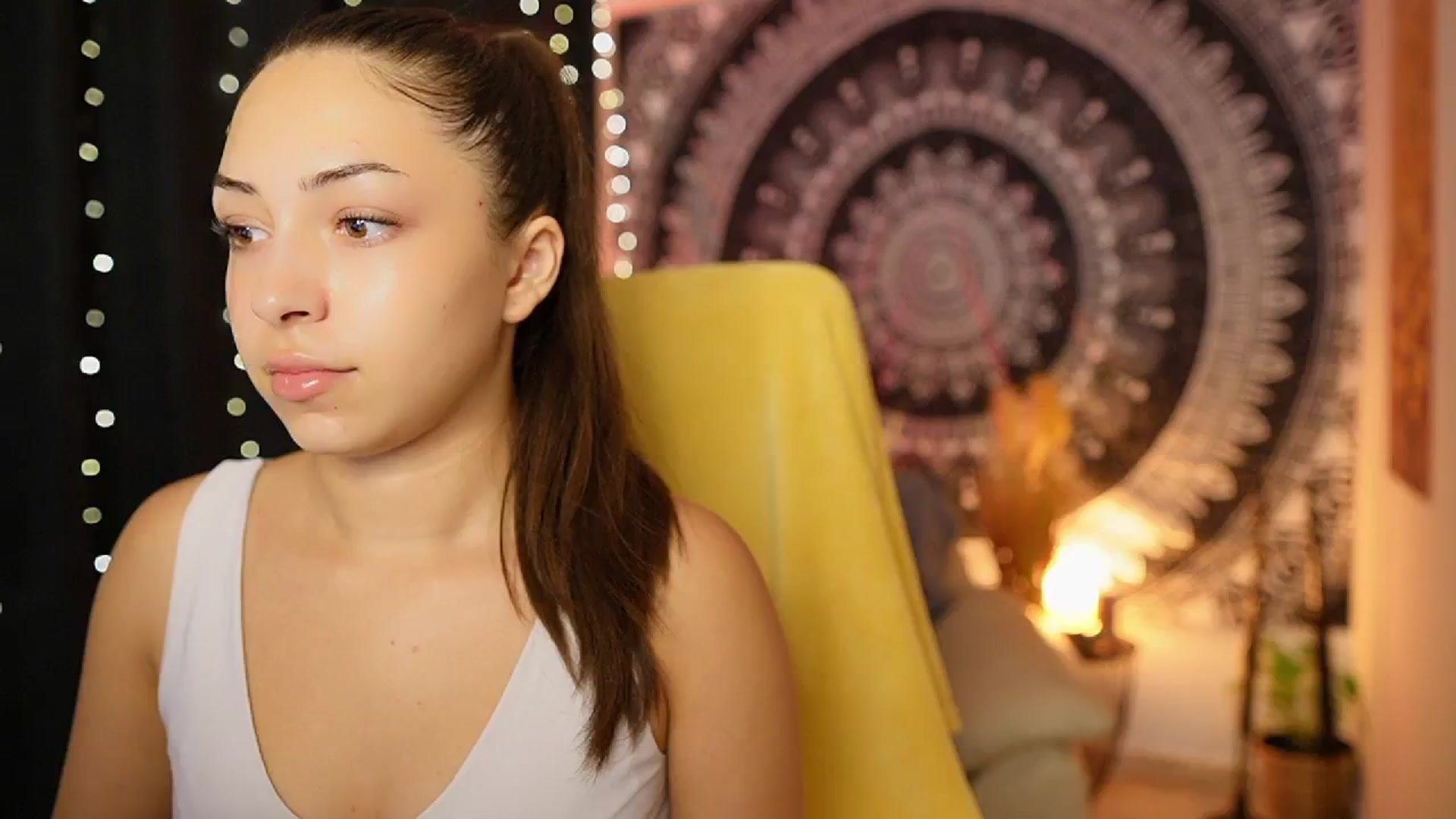 Gallery image thumbnail from Briar__Rose's myfreecams stream on, 08/15/2024, 18:05 image 14 of 20
