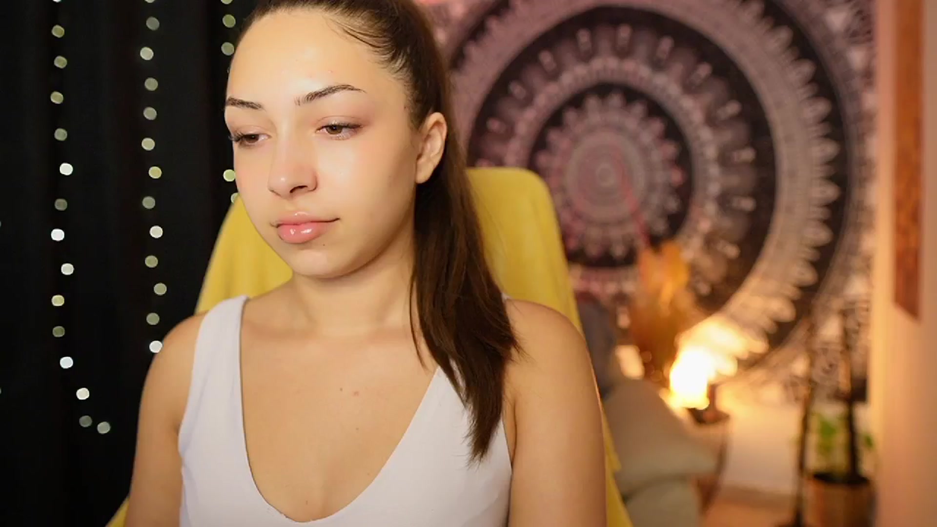 Gallery image thumbnail from Briar__Rose's myfreecams stream on, 08/15/2024, 18:05 image 4 of 20