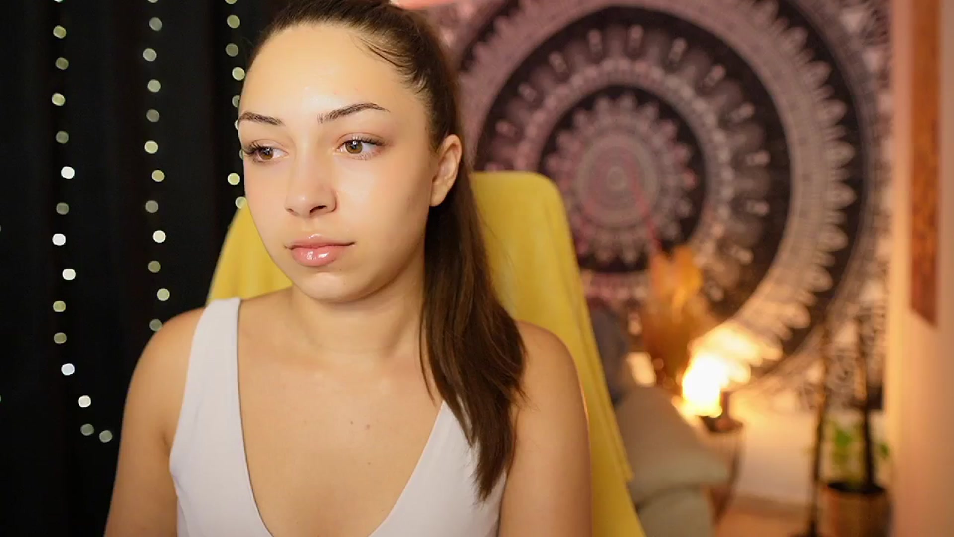 Gallery image thumbnail from Briar__Rose's myfreecams stream on, 08/15/2024, 18:05 image 11 of 20