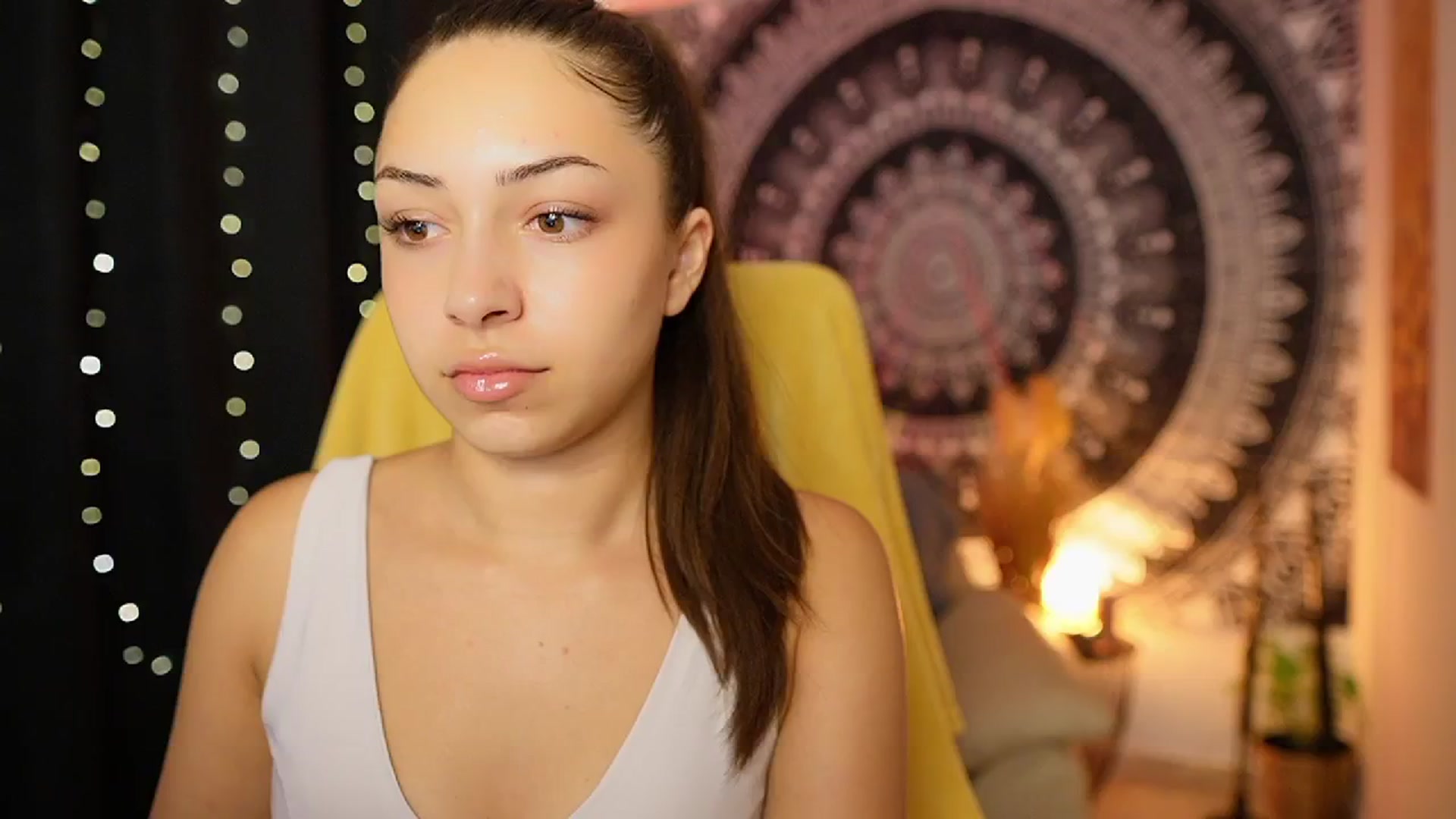 Gallery image thumbnail from Briar__Rose's myfreecams stream on, 08/15/2024, 18:05 image 10 of 20
