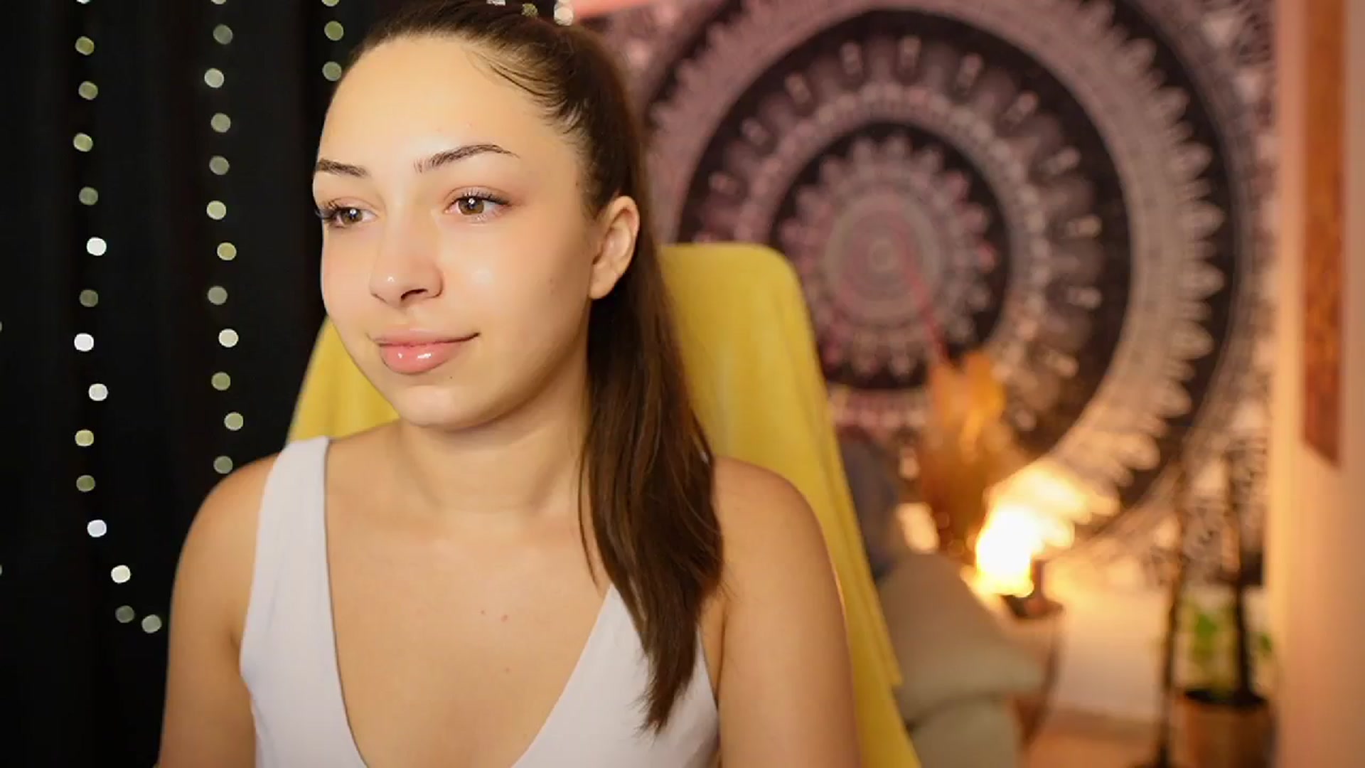 Gallery image thumbnail from Briar__Rose's myfreecams stream on, 08/15/2024, 18:05 image 3 of 20