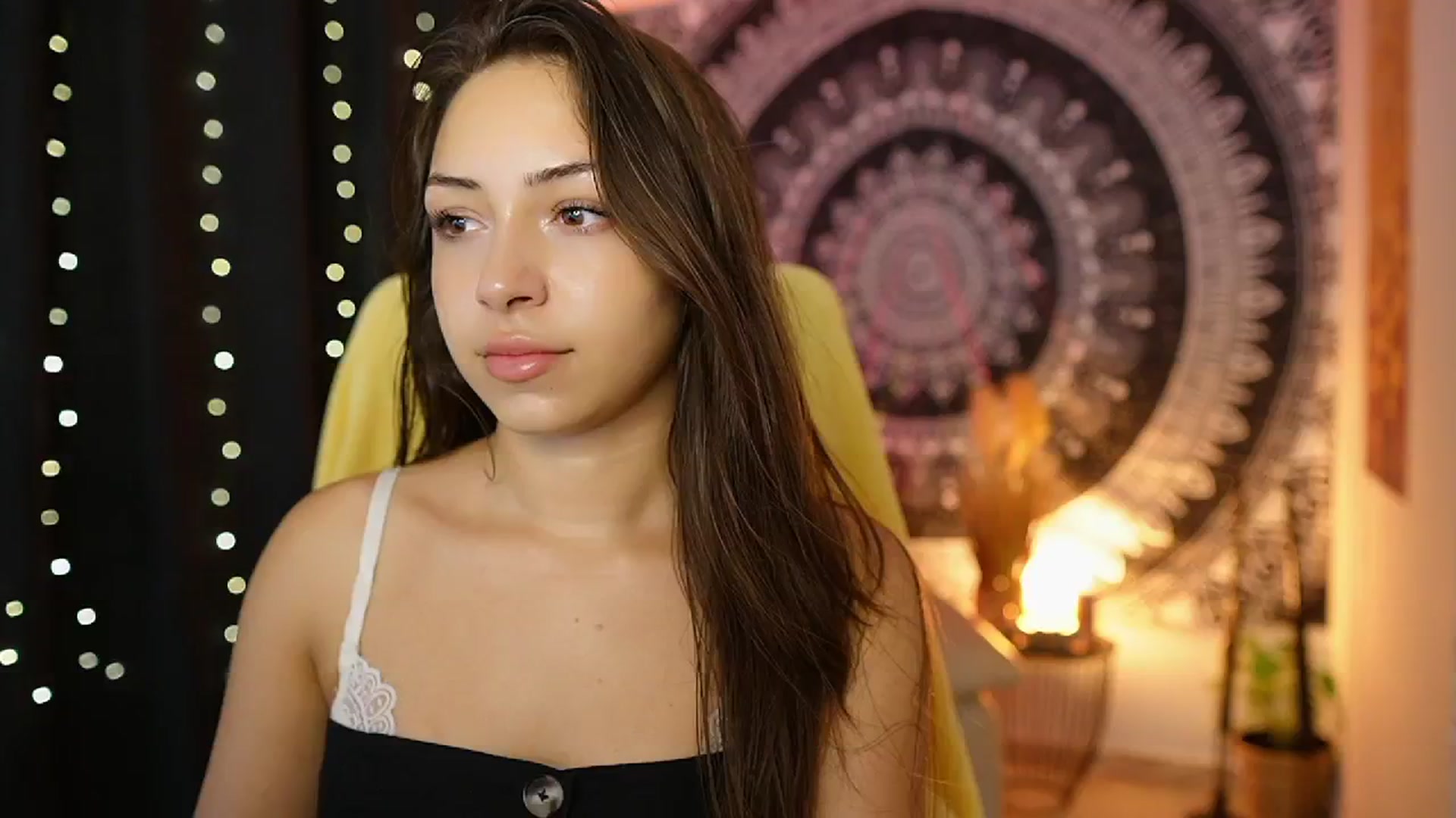 Gallery image thumbnail from Briar__Rose's myfreecams stream on, 08/16/2024, 16:12 image 20 of 20