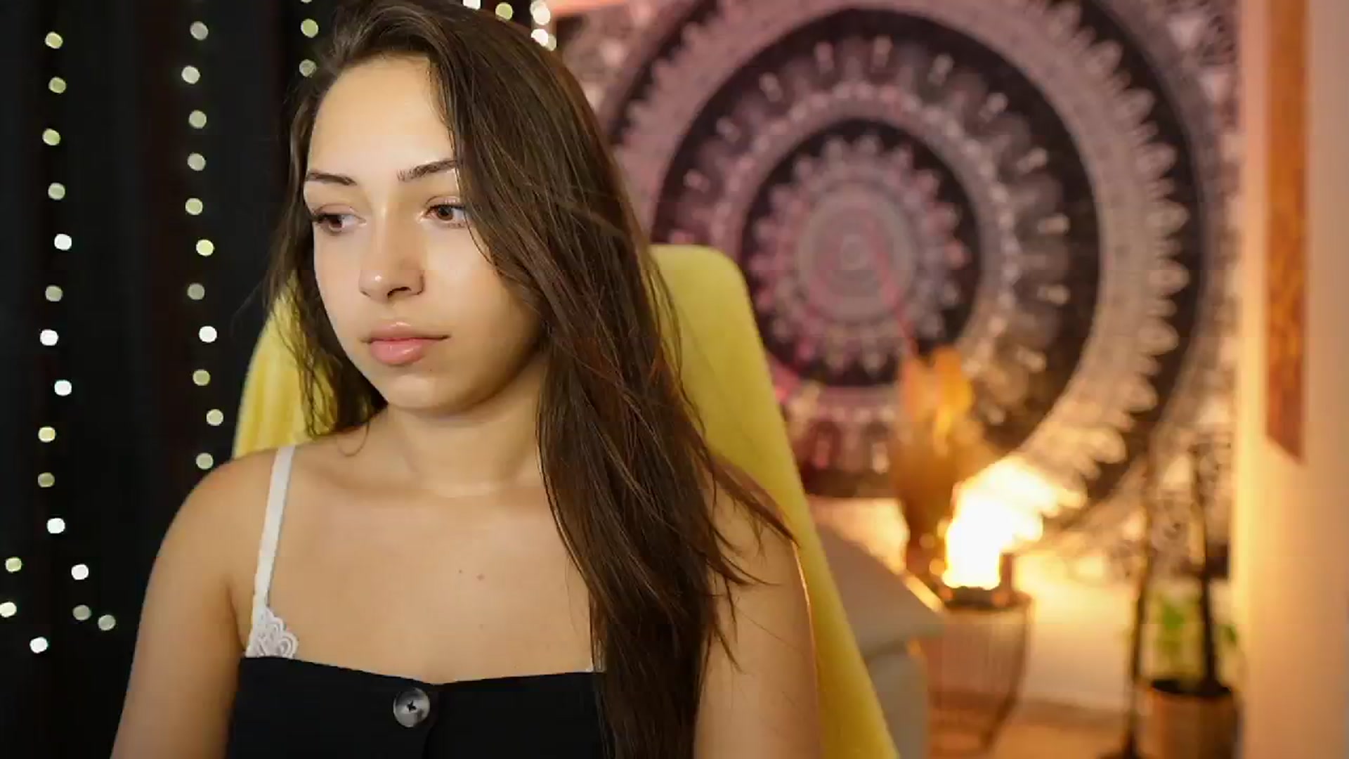 Gallery image thumbnail from Briar__Rose's myfreecams stream on, 08/16/2024, 16:12 image 14 of 20