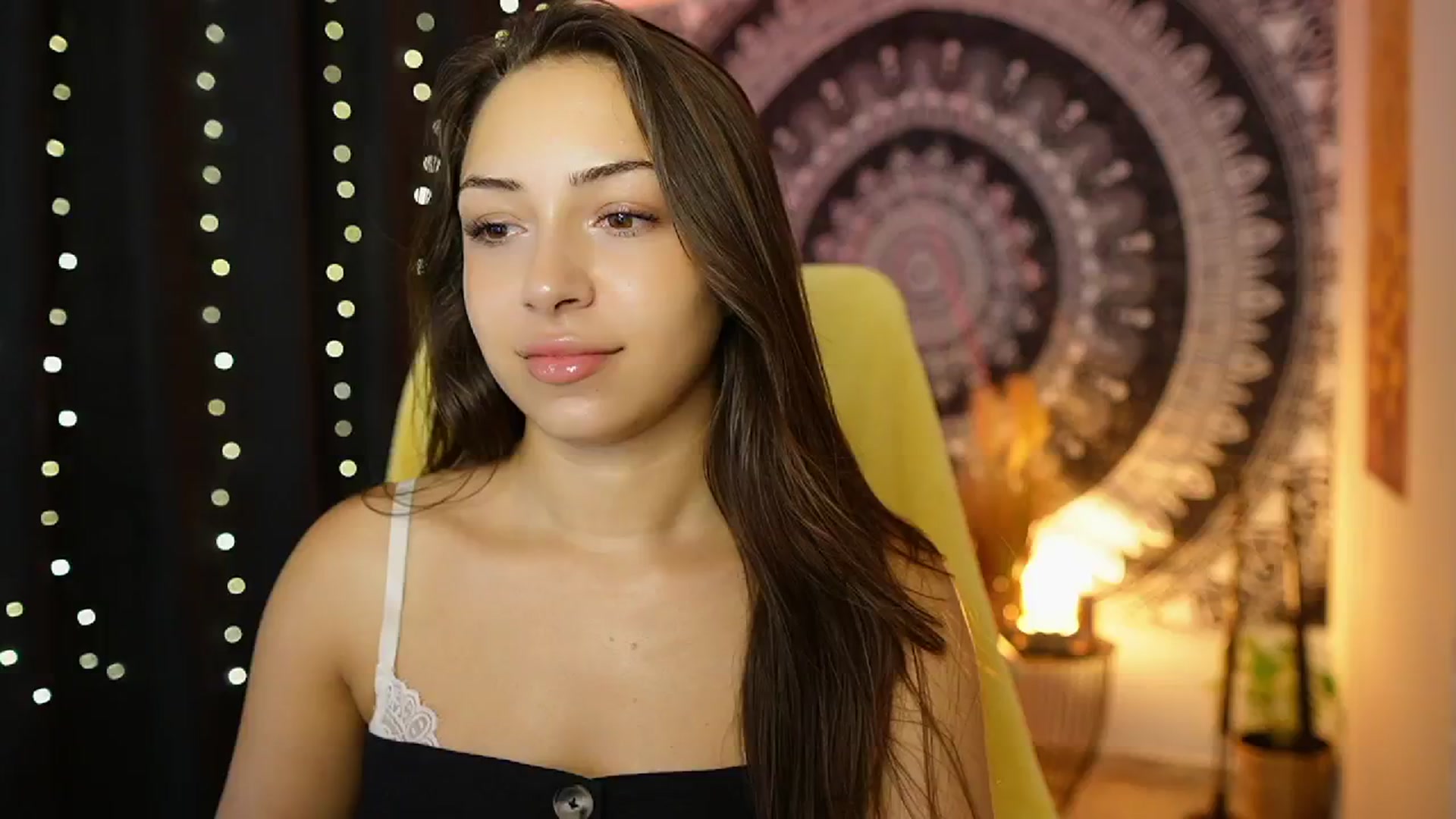 Gallery image thumbnail from Briar__Rose's myfreecams stream on, 08/16/2024, 16:12 image 6 of 20