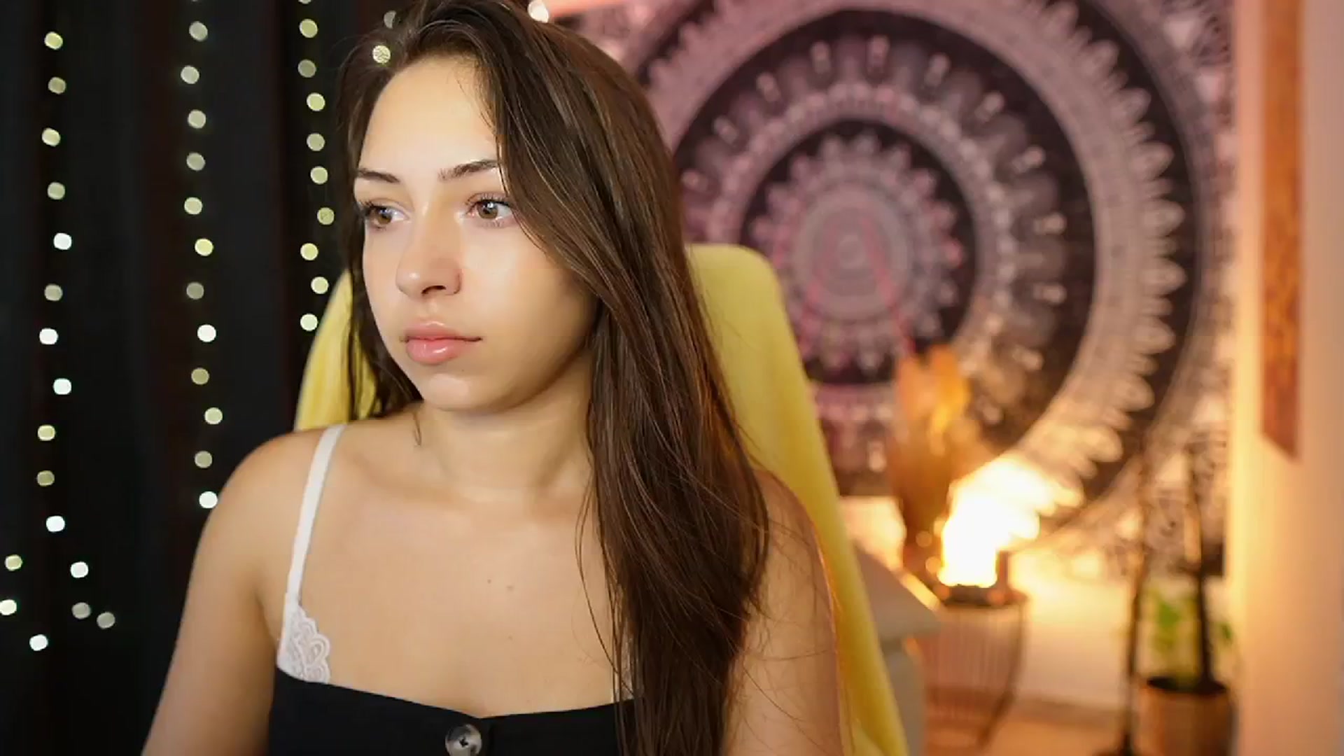 Gallery image thumbnail from Briar__Rose's myfreecams stream on, 08/16/2024, 17:07 image 1 of 20
