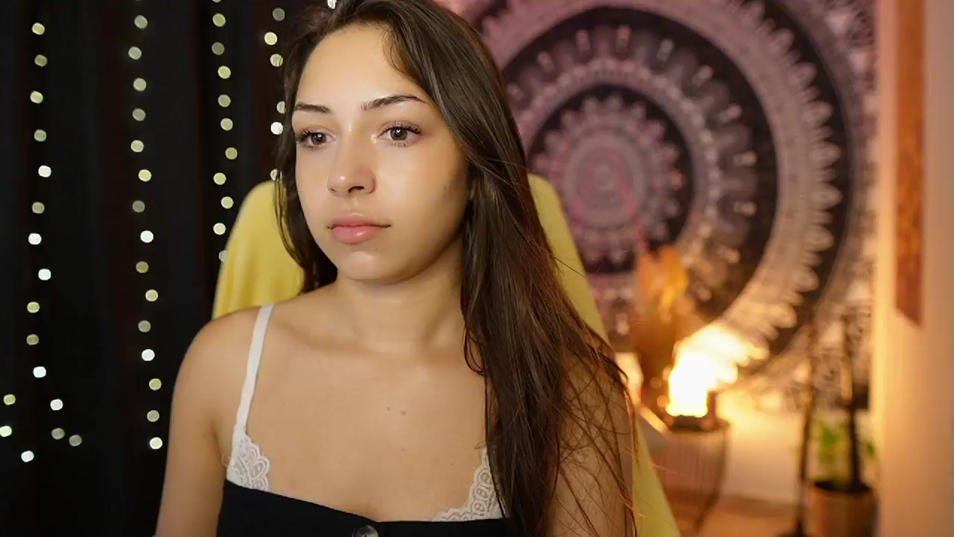 Gallery image thumbnail from Briar__Rose's myfreecams stream on, 08/16/2024, 17:07 image 20 of 20