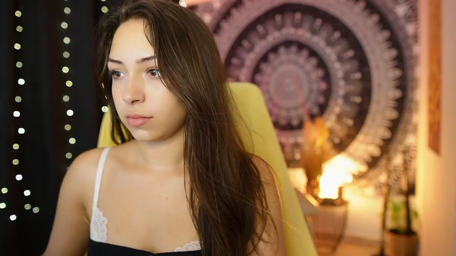 Gallery image thumbnail from Briar__Rose's myfreecams stream on, 08/16/2024, 17:07 image 11 of 20