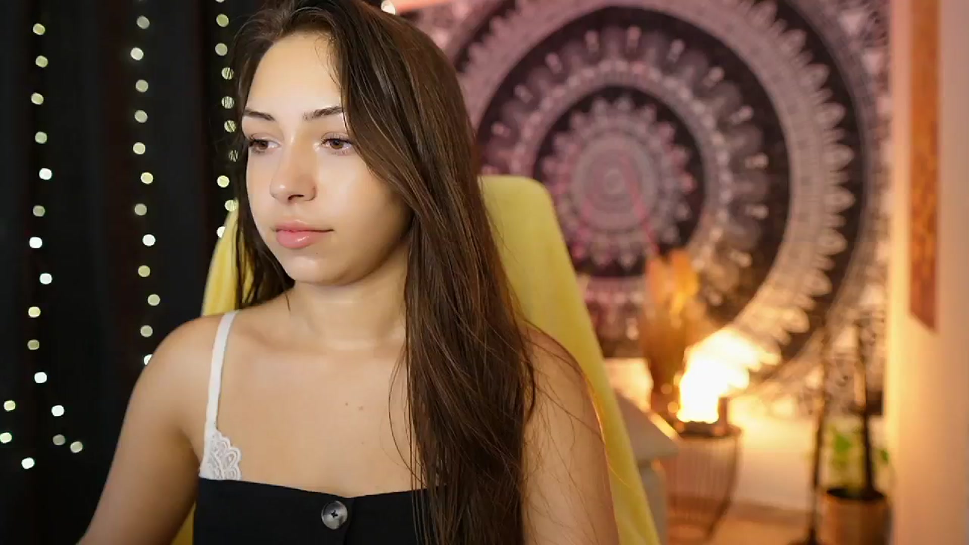 Gallery image thumbnail from Briar__Rose's myfreecams stream on, 08/16/2024, 17:07 image 6 of 20