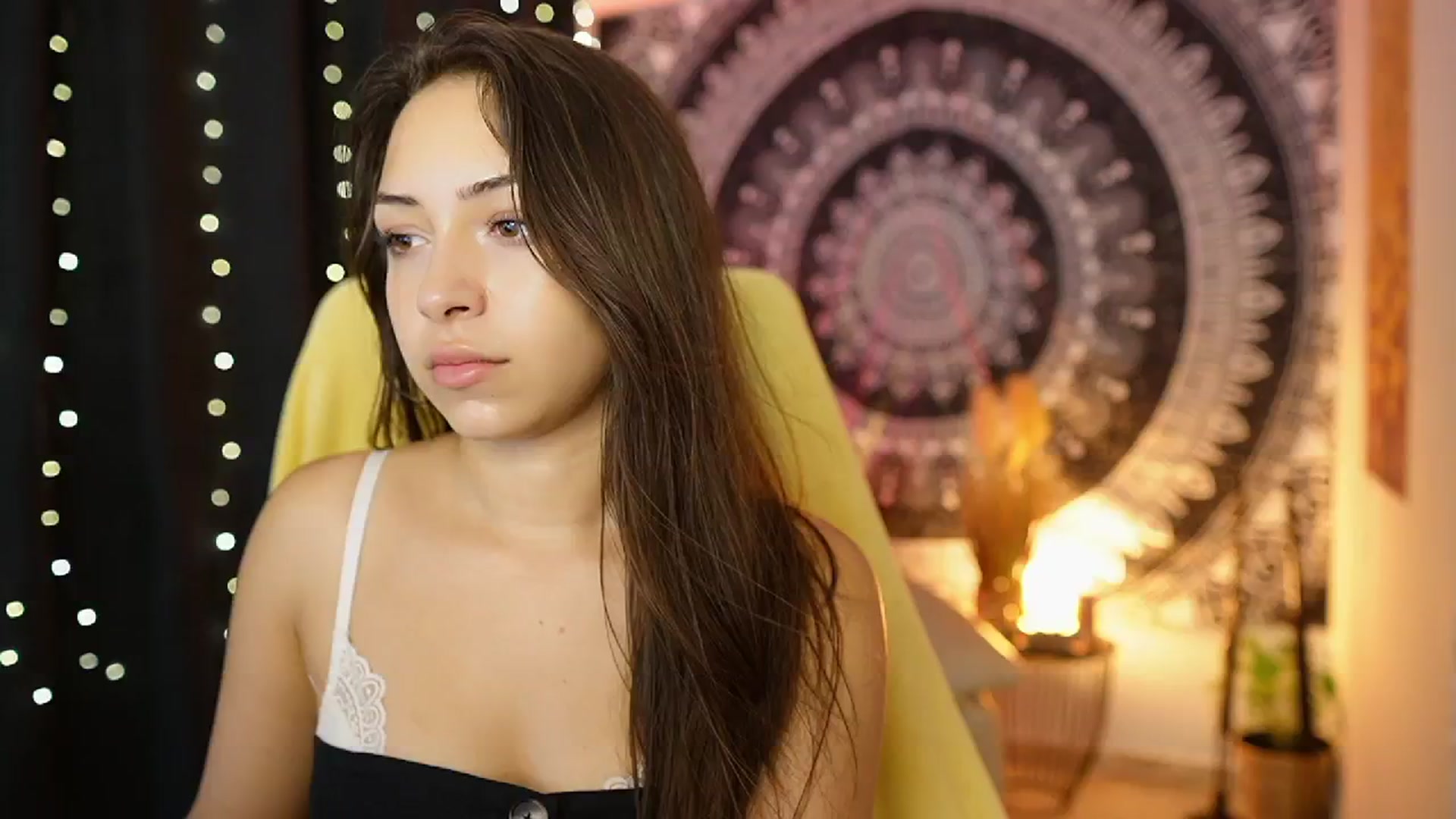 Gallery image thumbnail from Briar__Rose's myfreecams stream on, 08/16/2024, 17:07 image 14 of 20