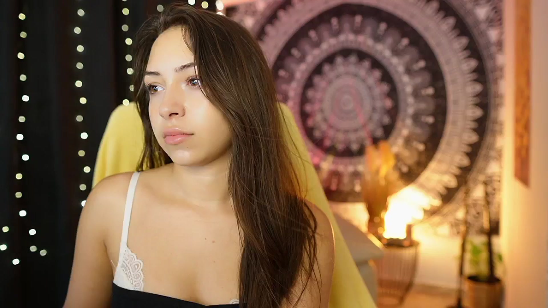 Gallery image thumbnail from Briar__Rose's myfreecams stream on, 08/16/2024, 17:07 image 13 of 20