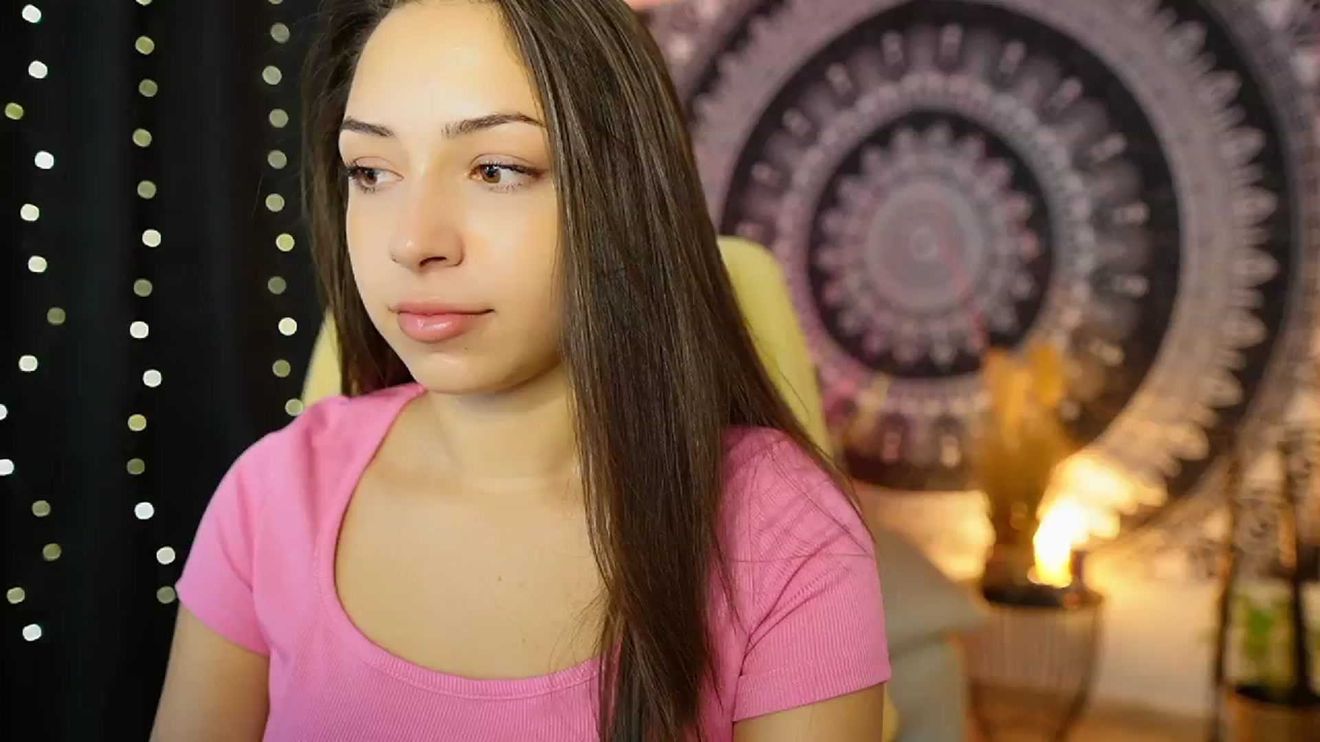 Gallery image thumbnail from Briar__Rose's myfreecams stream on, 08/21/2024, 14:30 image 16 of 20