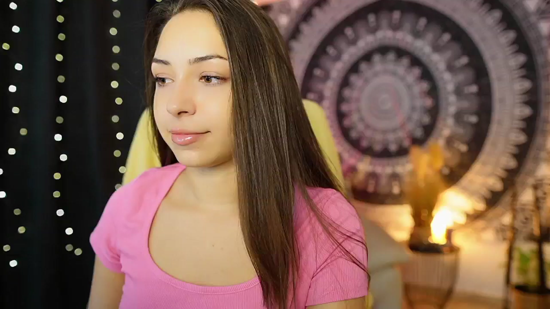 Gallery image thumbnail from Briar__Rose's myfreecams stream on, 08/21/2024, 14:30 image 17 of 20