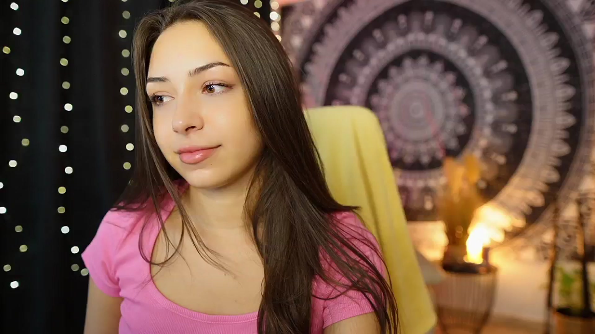 Gallery image thumbnail from Briar__Rose's myfreecams stream on, 08/21/2024, 14:30 image 12 of 20