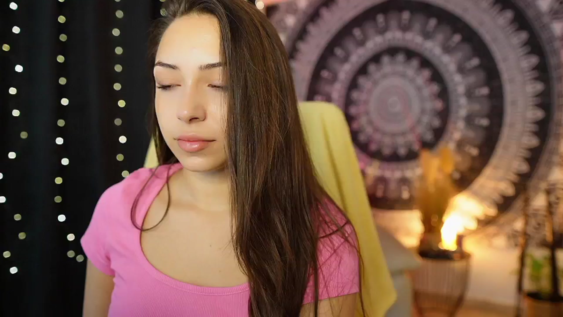 Gallery image thumbnail from Briar__Rose's myfreecams stream on, 08/21/2024, 14:30 image 9 of 20