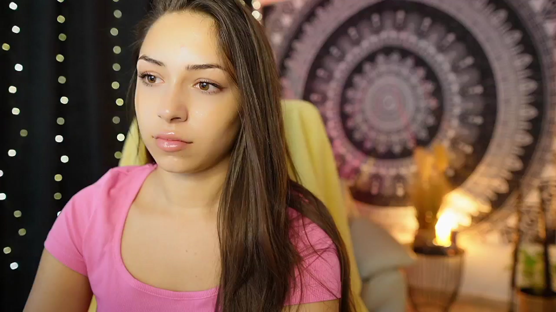 Gallery image thumbnail from Briar__Rose's myfreecams stream on, 08/21/2024, 18:13 image 15 of 20