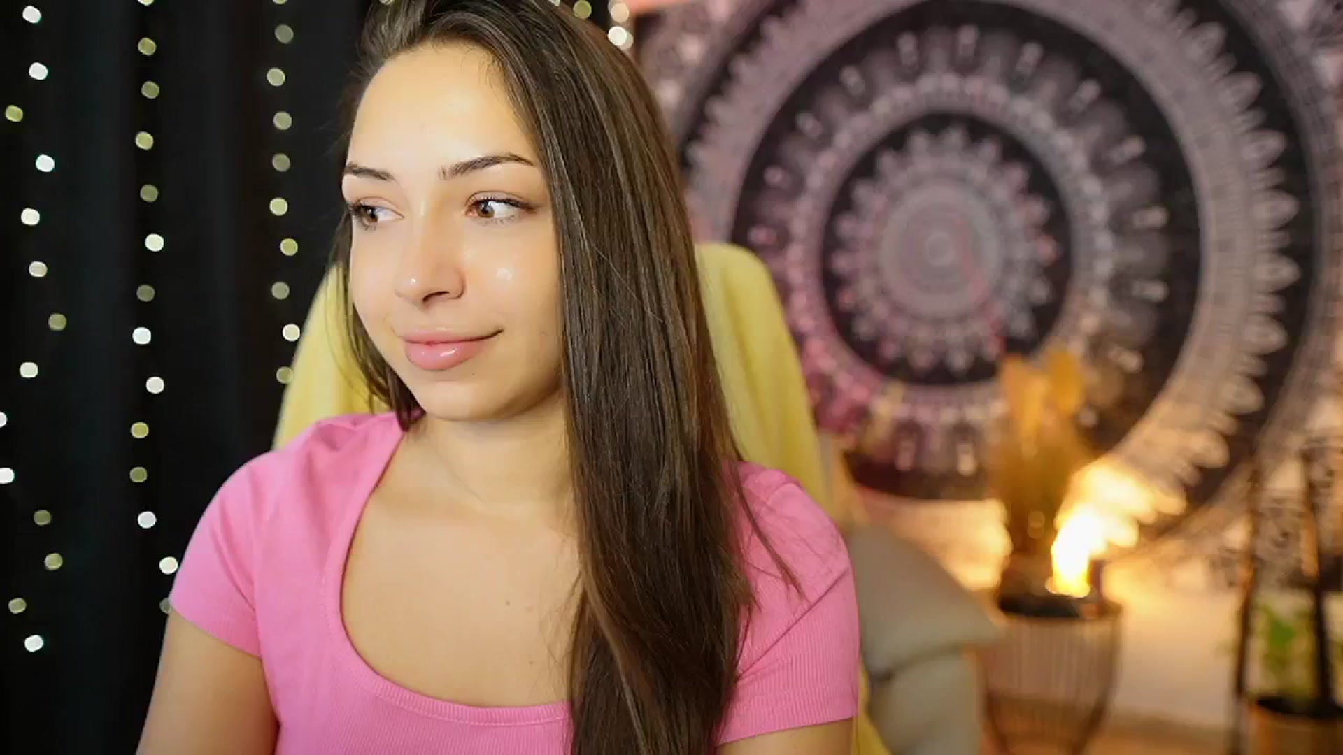 Gallery image thumbnail from Briar__Rose's myfreecams stream on, 08/21/2024, 18:13 image 19 of 20