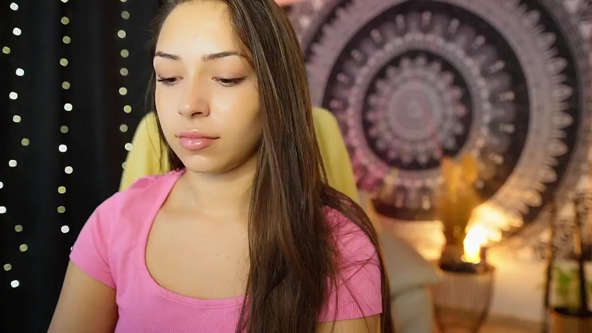 Gallery image thumbnail from Briar__Rose's myfreecams stream on, 08/21/2024, 18:13 image 16 of 20