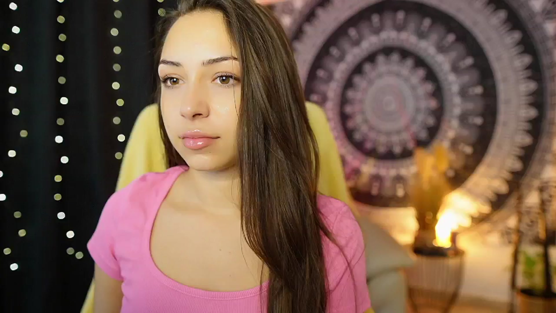 Gallery image thumbnail from Briar__Rose's myfreecams stream on, 08/21/2024, 18:13 image 7 of 20