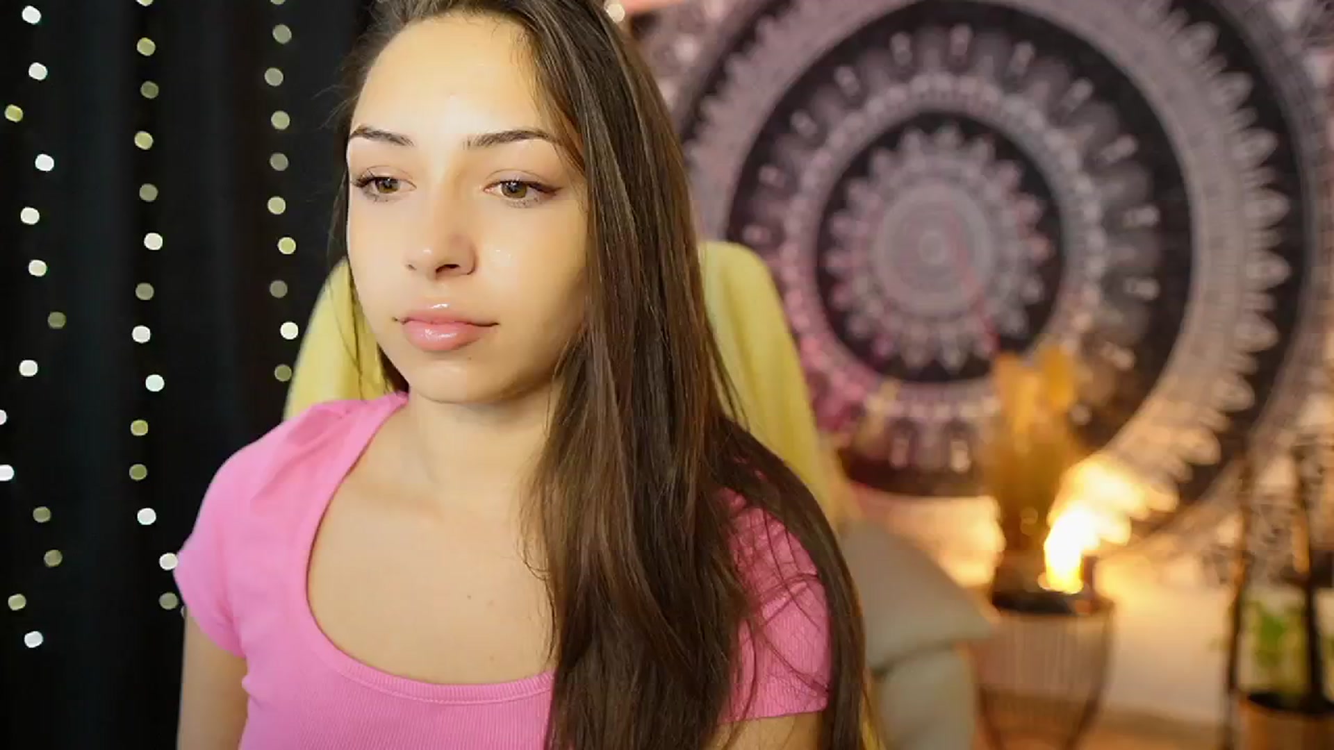 Gallery image thumbnail from Briar__Rose's myfreecams stream on, 08/21/2024, 18:13 image 14 of 20