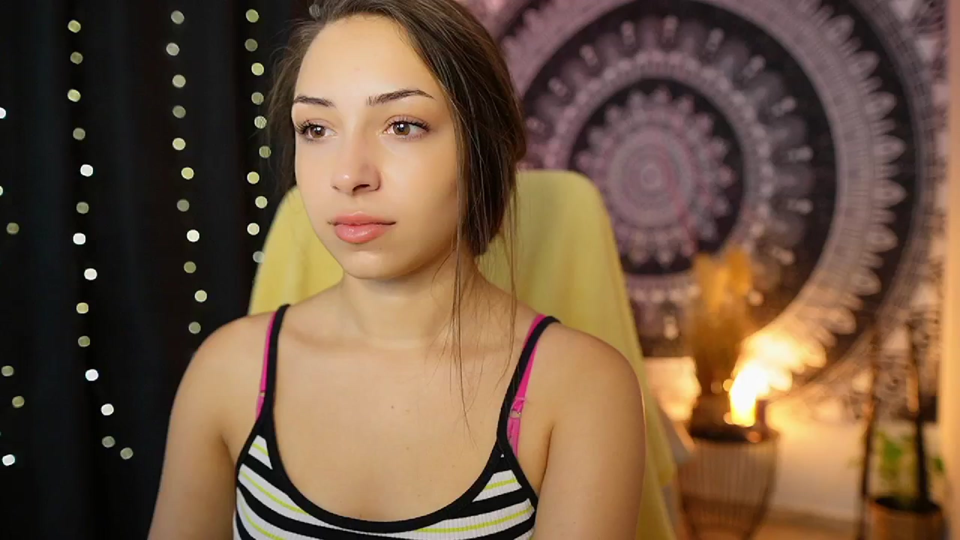 Gallery image thumbnail from Briar__Rose's myfreecams stream on, 08/23/2024, 17:32 image 4 of 20