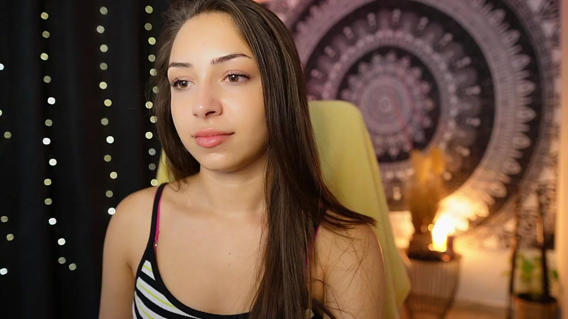 Gallery image thumbnail from Briar__Rose's myfreecams stream on, 08/23/2024, 17:32 image 14 of 20