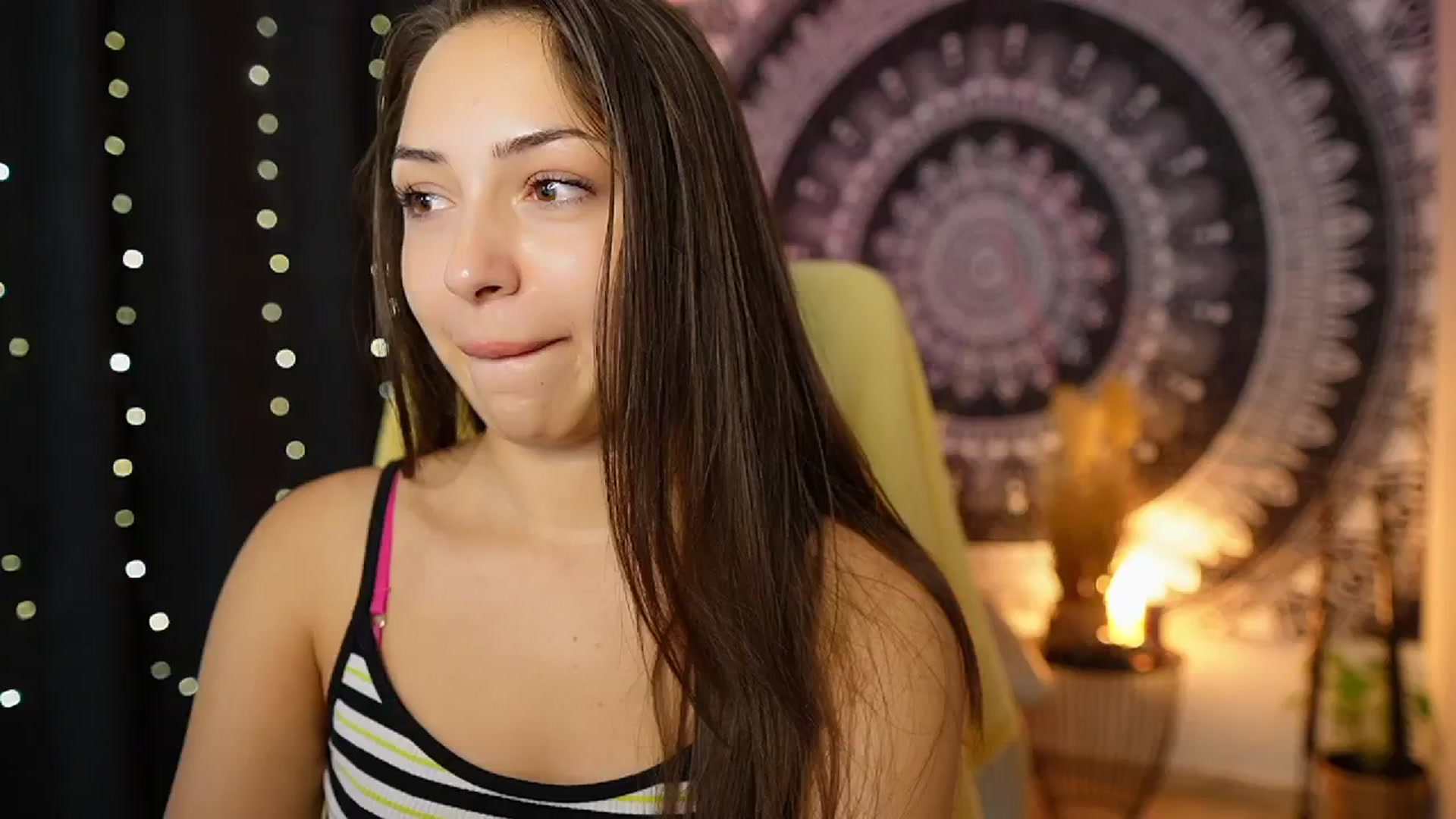 Gallery image thumbnail from Briar__Rose's myfreecams stream on, 08/23/2024, 18:18 image 13 of 20