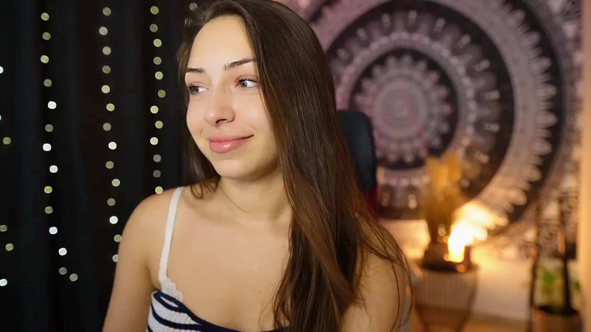 Gallery image thumbnail from Briar__Rose's myfreecams stream on, 08/24/2024, 14:48 image 5 of 20