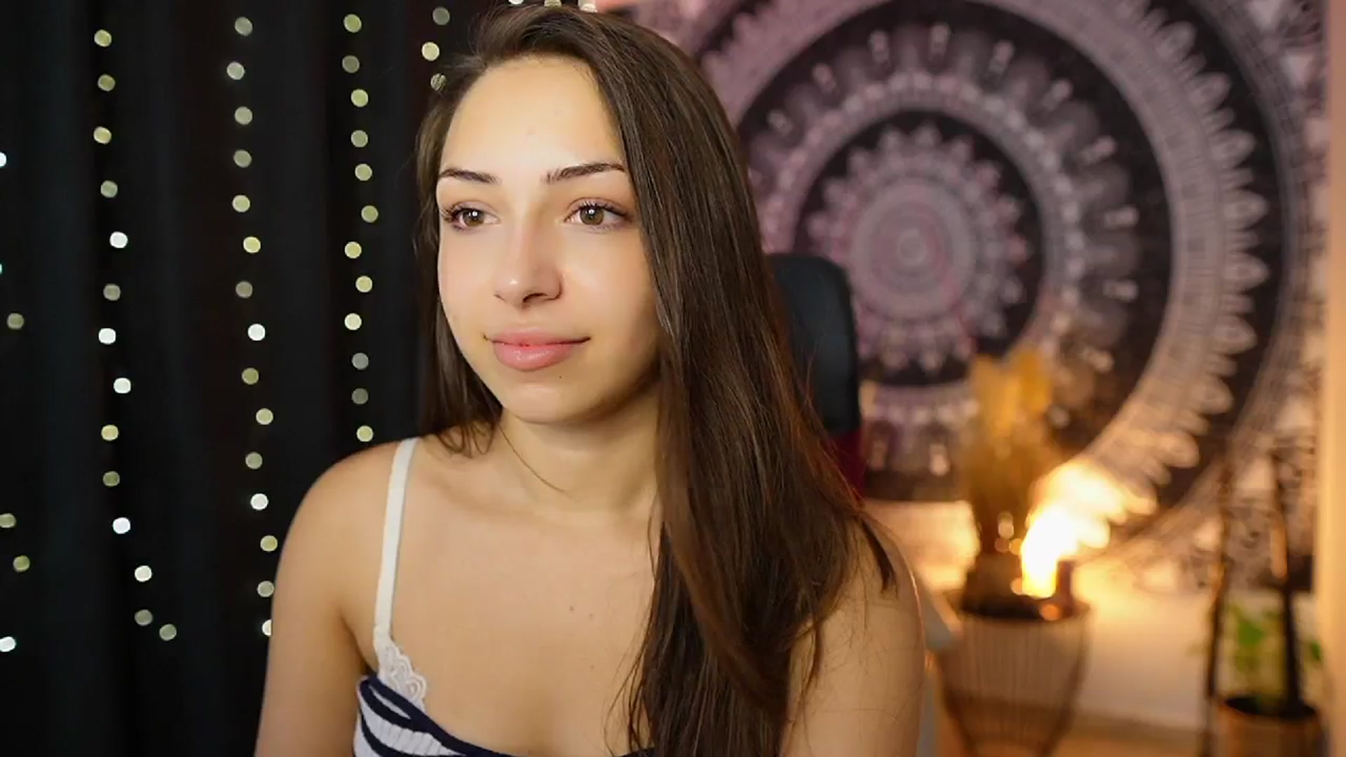 Gallery image thumbnail from Briar__Rose's myfreecams stream on, 08/24/2024, 14:48 image 3 of 20