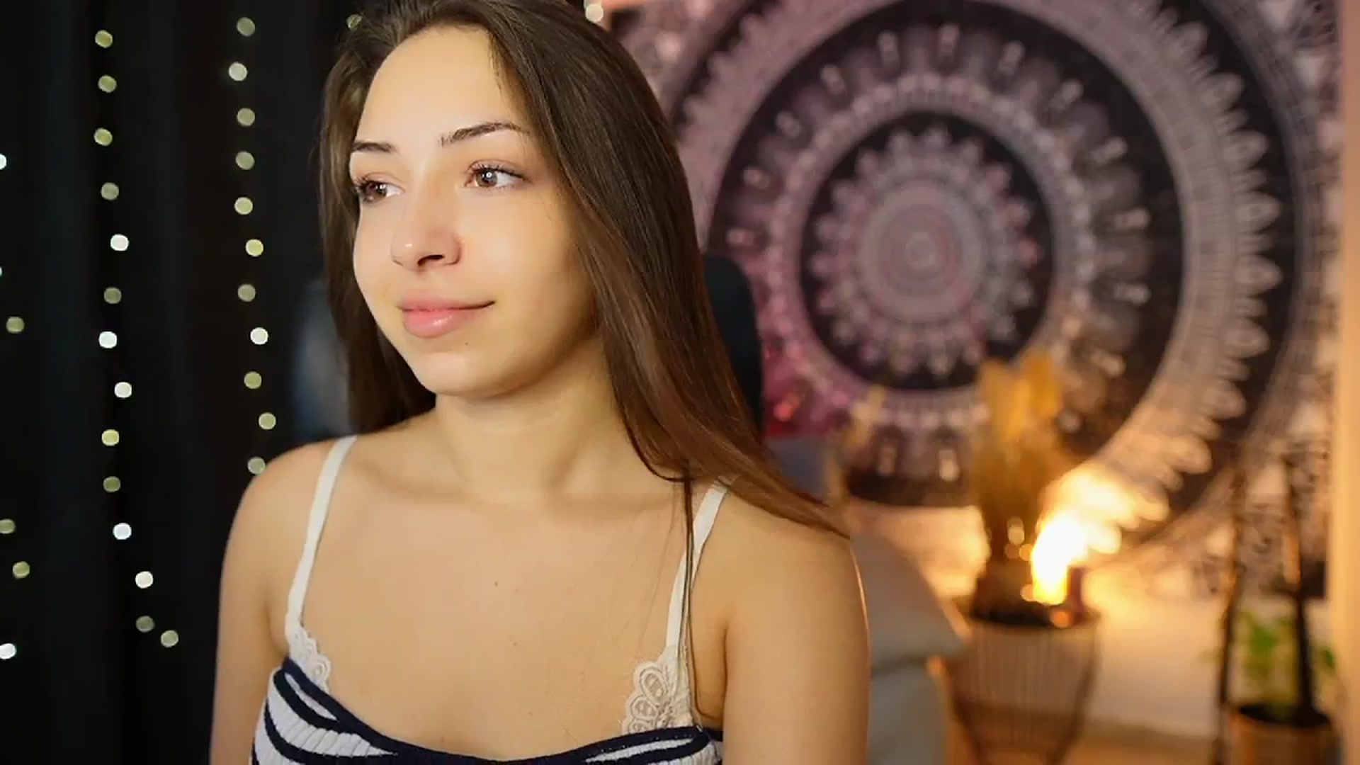 Gallery image thumbnail from Briar__Rose's myfreecams stream on, 08/24/2024, 14:48 image 15 of 20