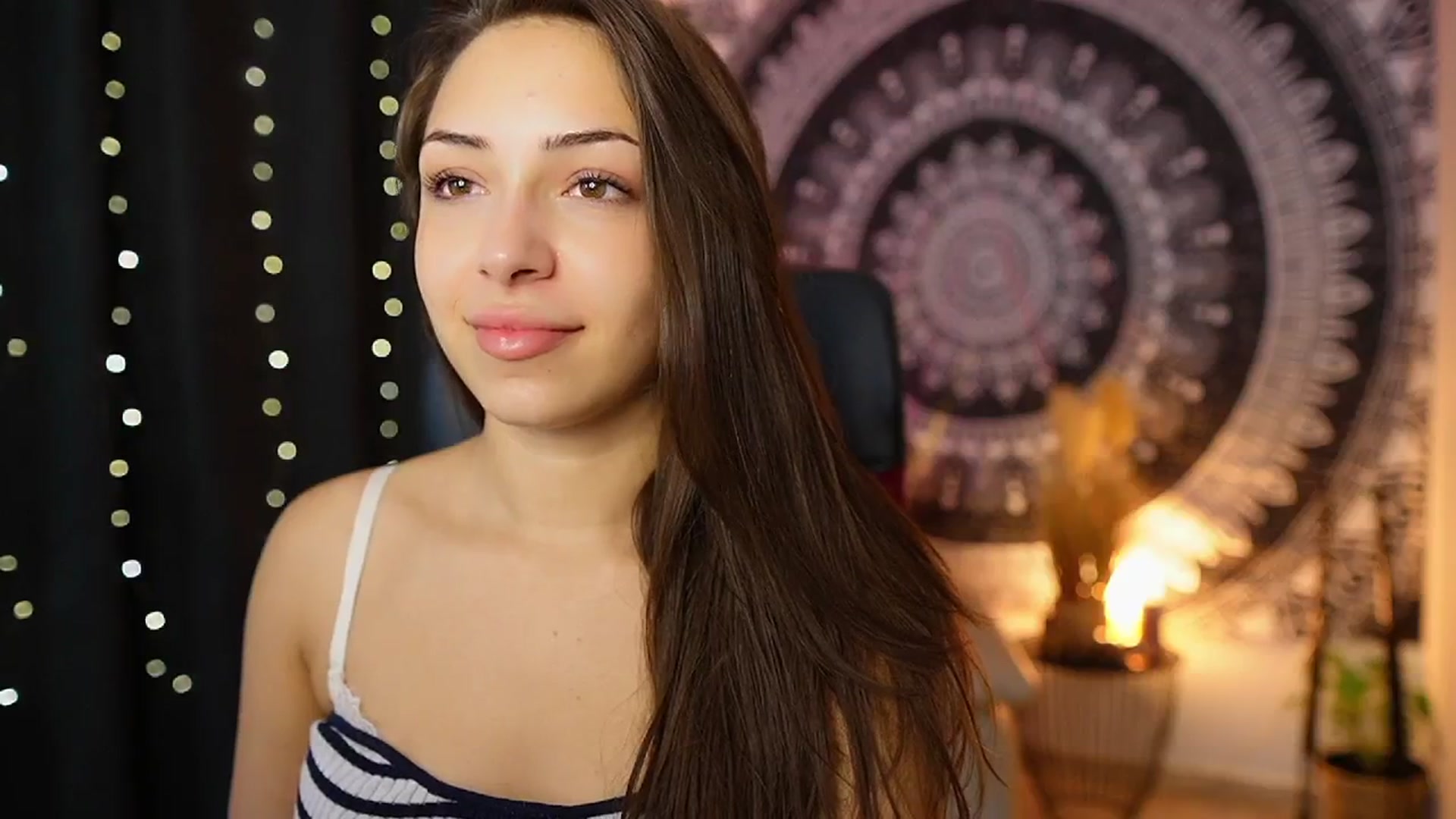 Gallery image thumbnail from Briar__Rose's myfreecams stream on, 08/24/2024, 14:48 image 12 of 20
