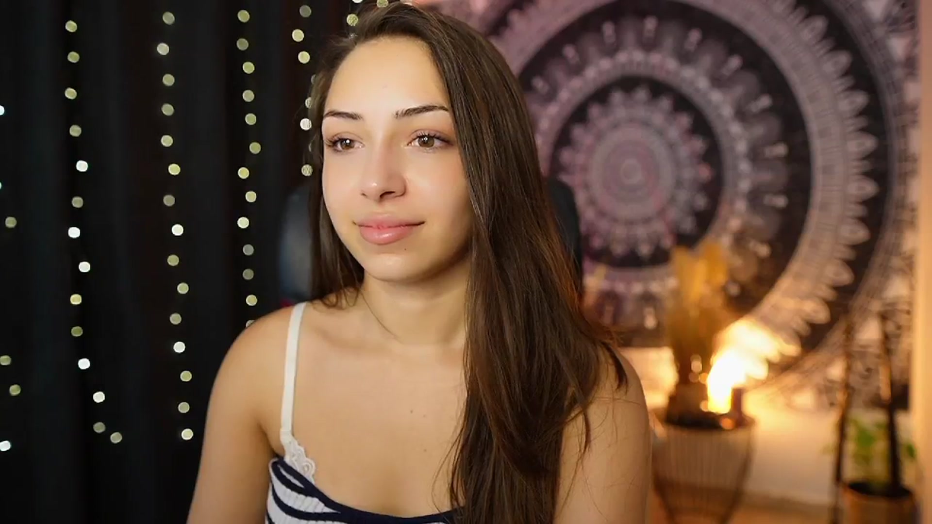 Gallery image thumbnail from Briar__Rose's myfreecams stream on, 08/24/2024, 14:48 image 2 of 20