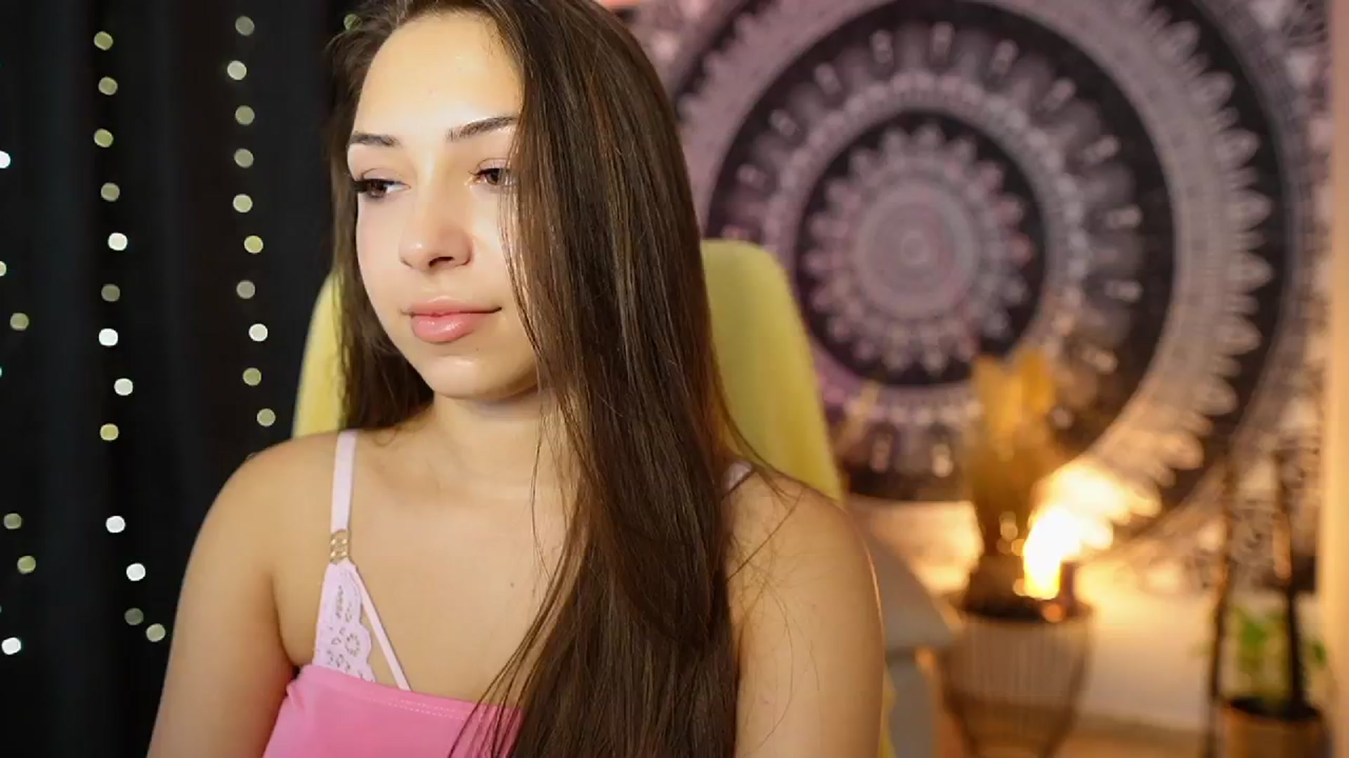 Gallery image thumbnail from Briar__Rose's myfreecams stream on, 08/27/2024, 16:05 image 18 of 20