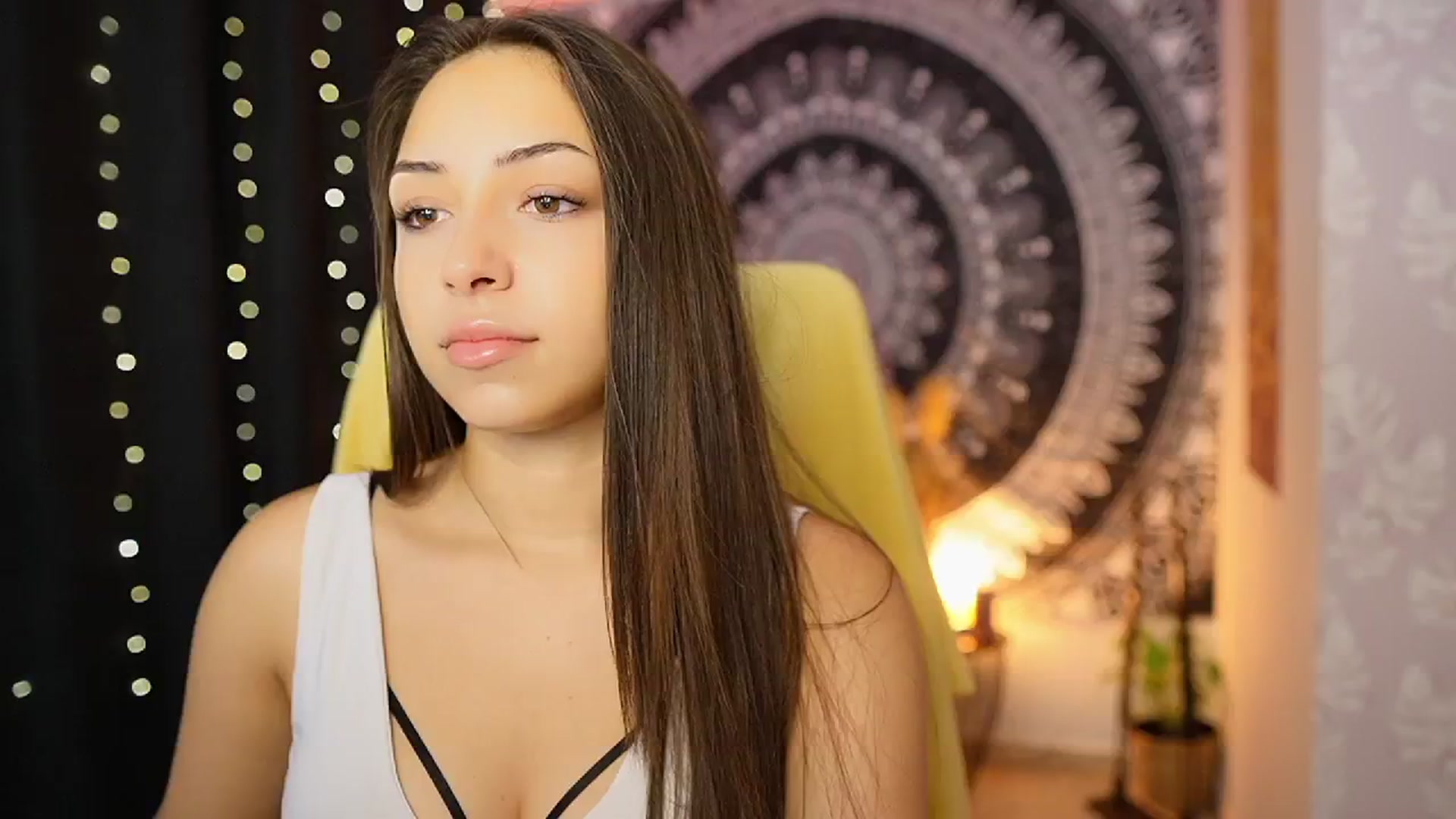 Gallery image thumbnail from Briar__Rose's myfreecams stream on, 08/28/2024, 16:42 image 17 of 20