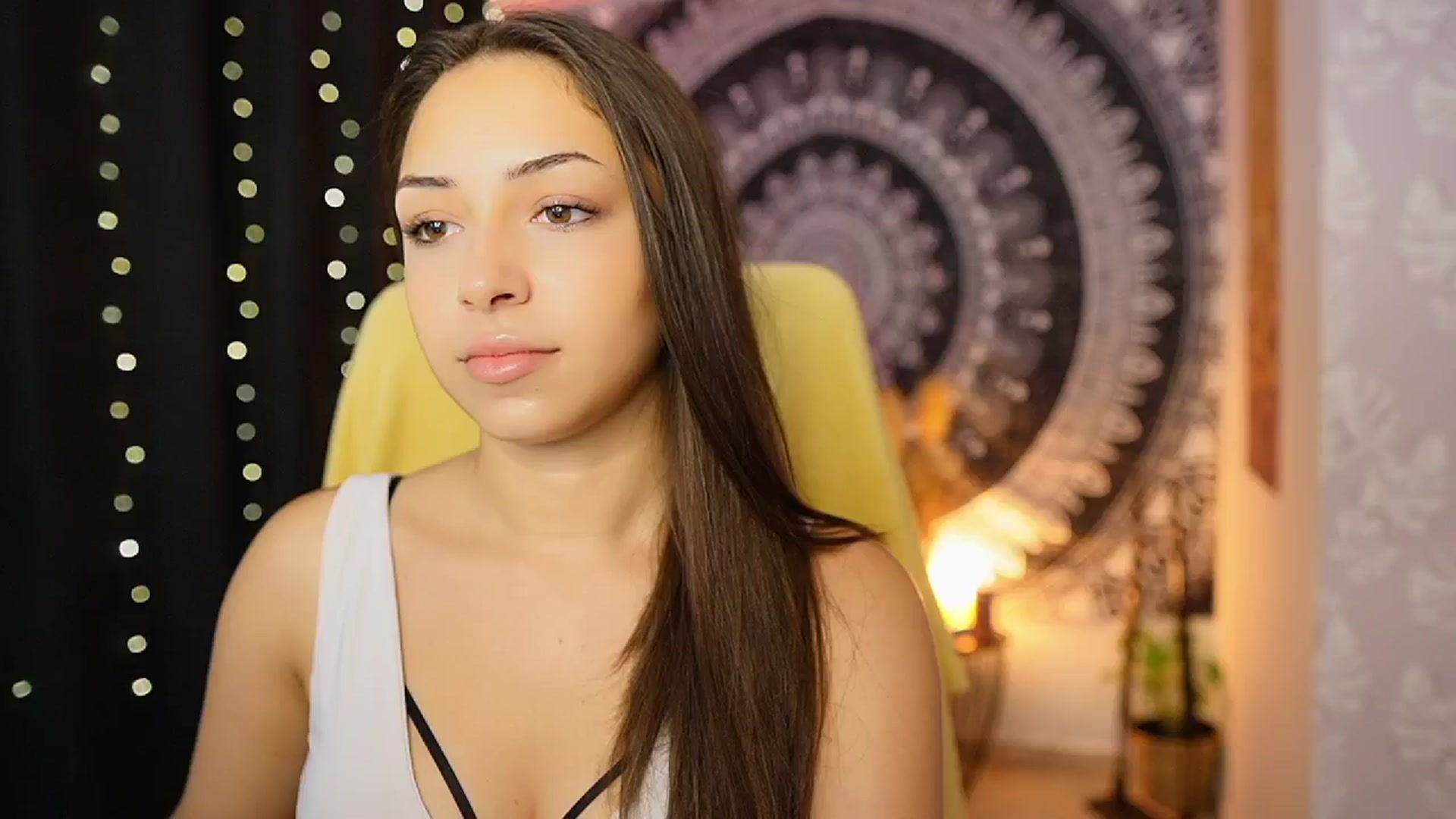 Gallery image thumbnail from Briar__Rose's myfreecams stream on, 08/28/2024, 16:42 image 19 of 20