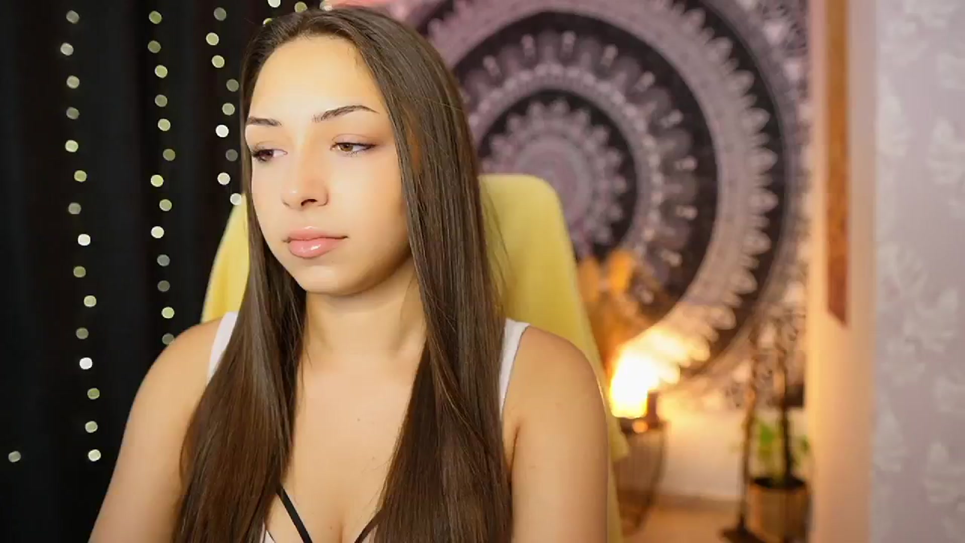 Gallery image thumbnail from Briar__Rose's myfreecams stream on, 08/28/2024, 16:42 image 2 of 20