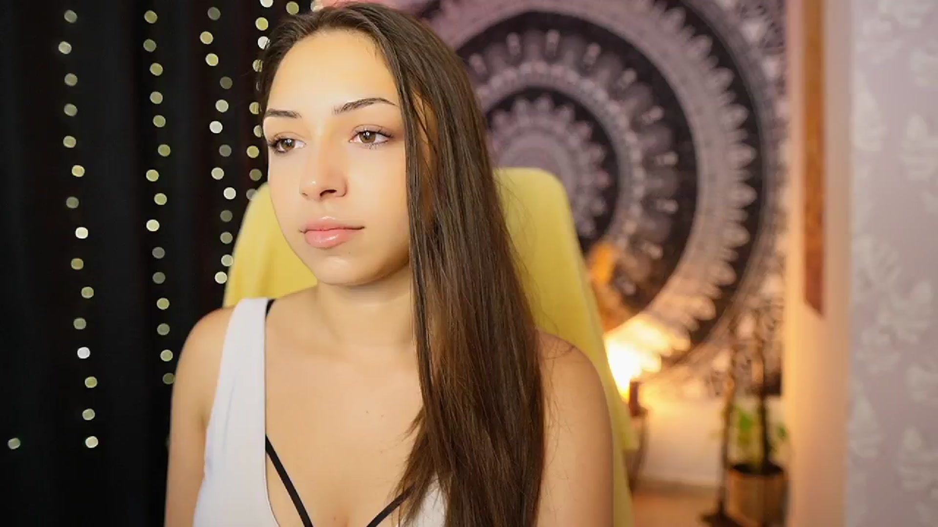Gallery image thumbnail from Briar__Rose's myfreecams stream on, 08/28/2024, 16:42 image 20 of 20
