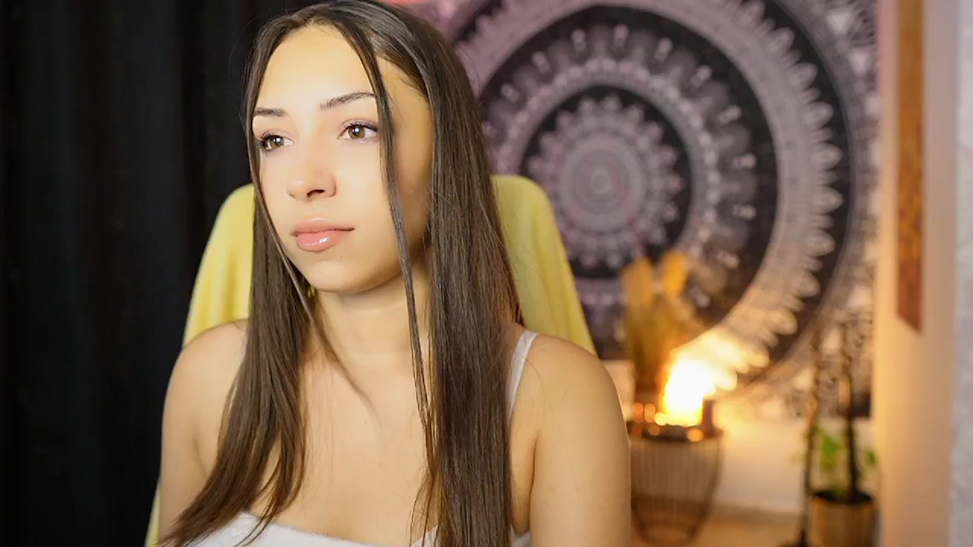 Gallery image thumbnail from Briar__Rose's myfreecams stream on, 08/29/2024, 14:47 image 12 of 20