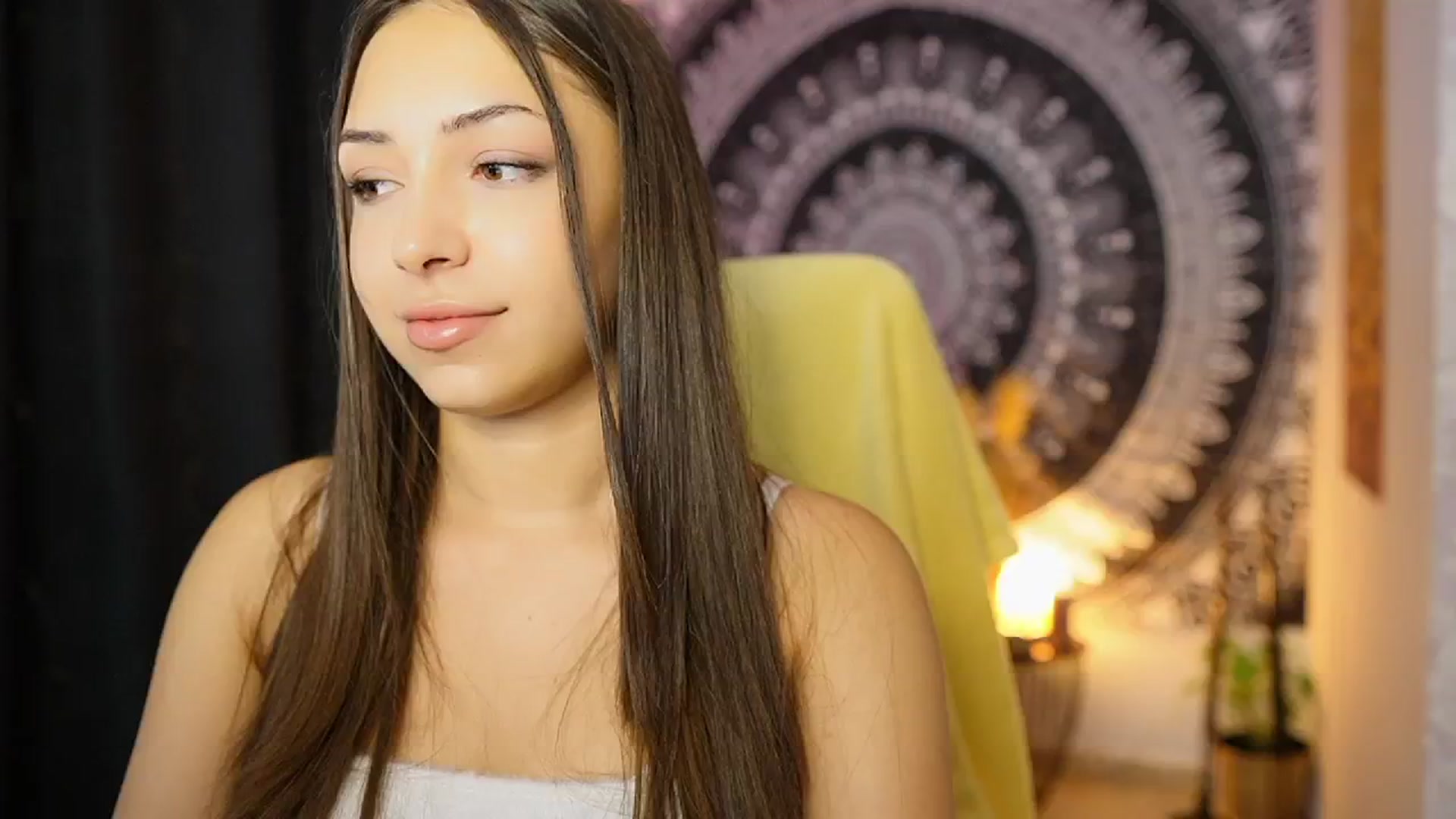Gallery image thumbnail from Briar__Rose's myfreecams stream on, 08/29/2024, 18:05 image 15 of 20