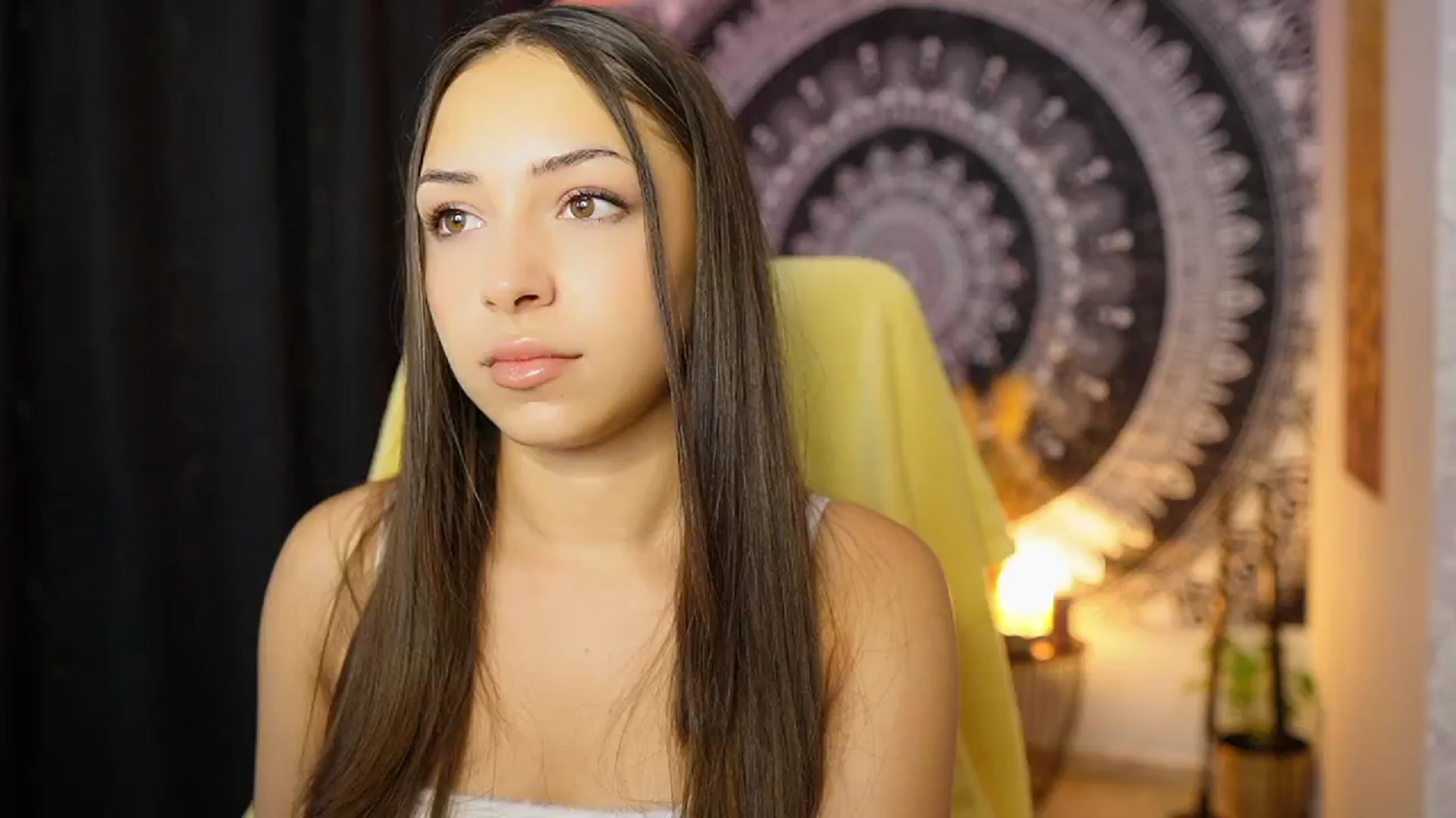 Gallery image thumbnail from Briar__Rose's myfreecams stream on, 08/29/2024, 18:05 image 14 of 20