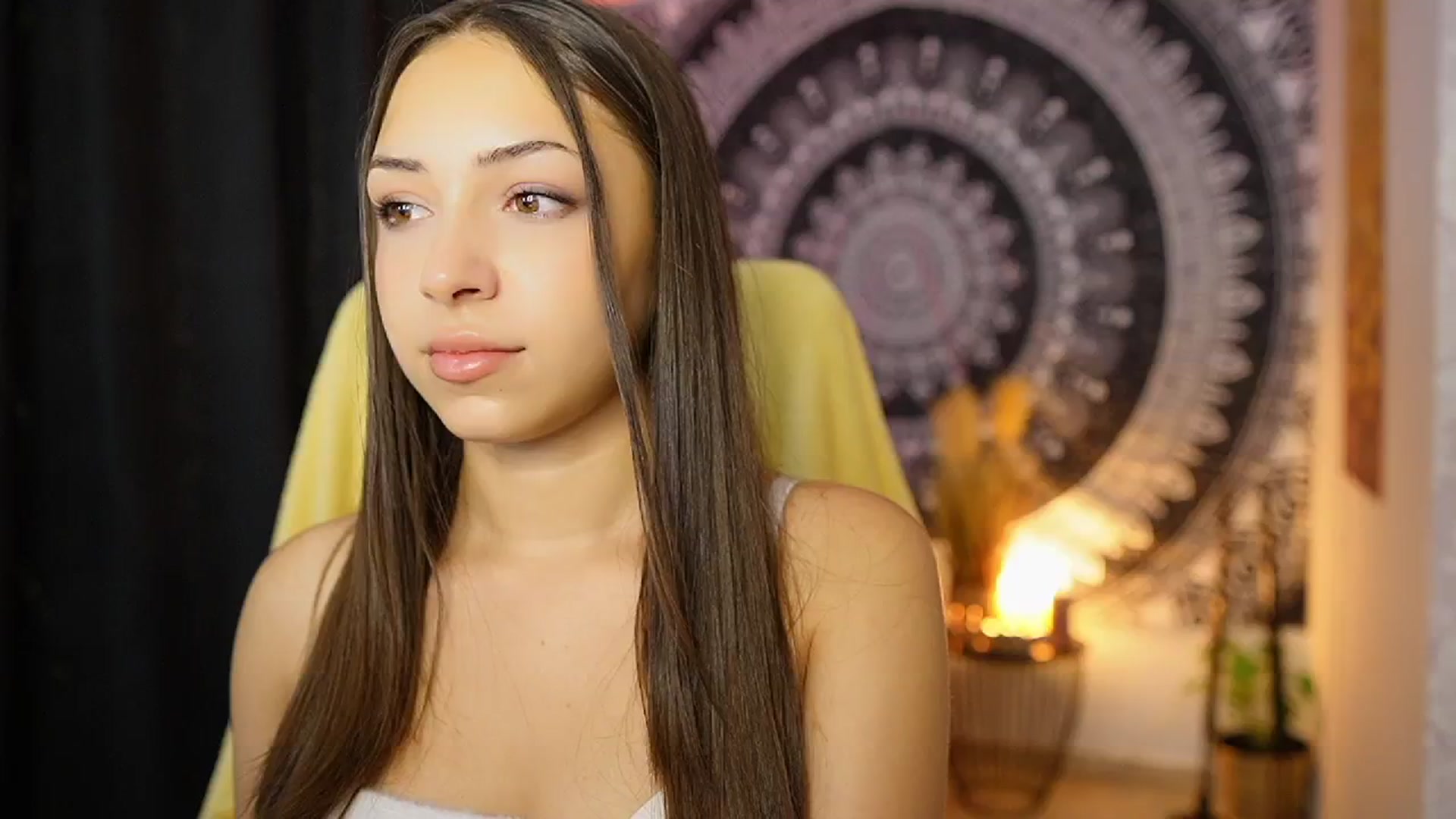Gallery image thumbnail from Briar__Rose's myfreecams stream on, 08/29/2024, 18:05 image 8 of 20