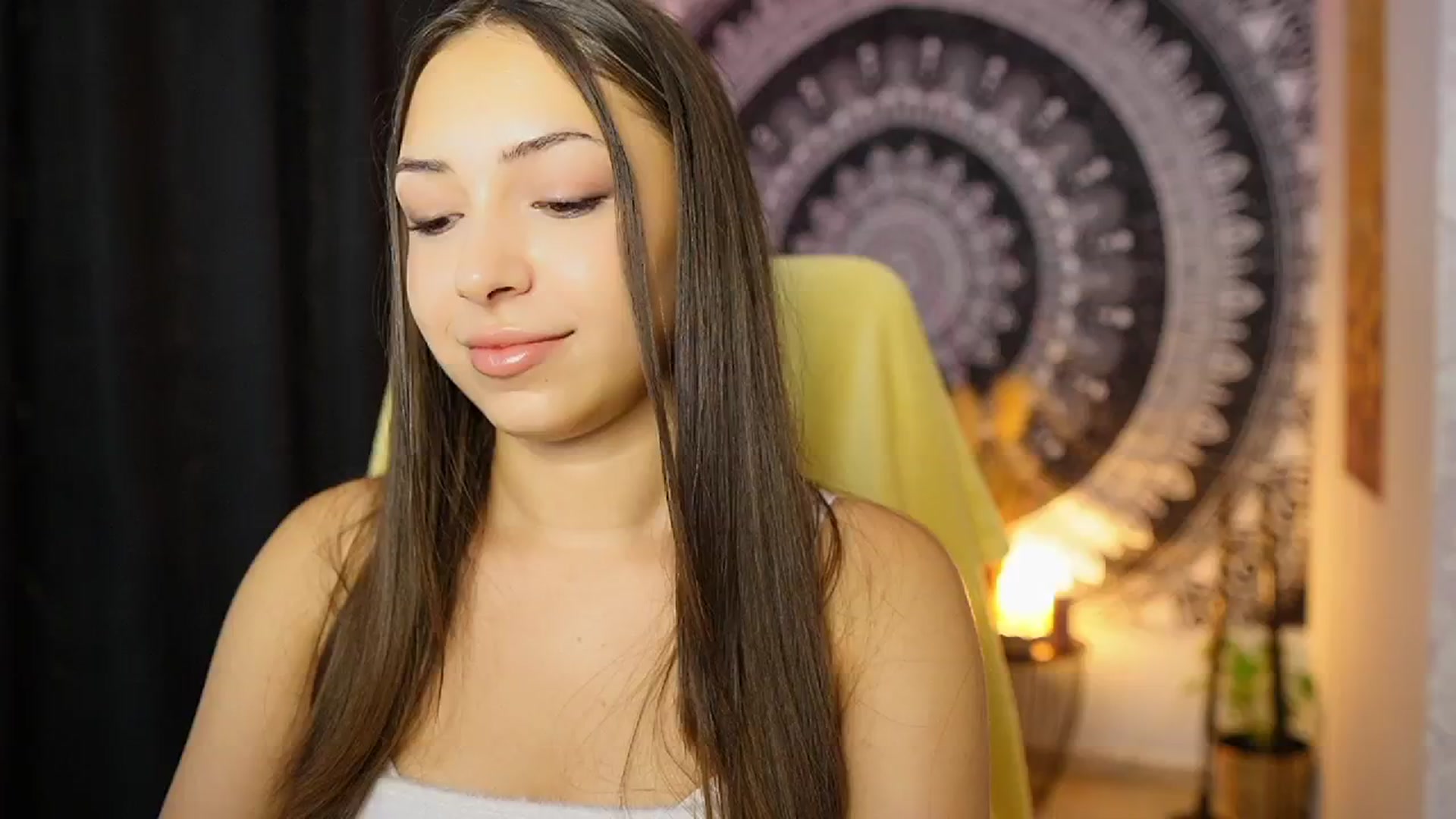 Gallery image thumbnail from Briar__Rose's myfreecams stream on, 08/29/2024, 18:05 image 19 of 20