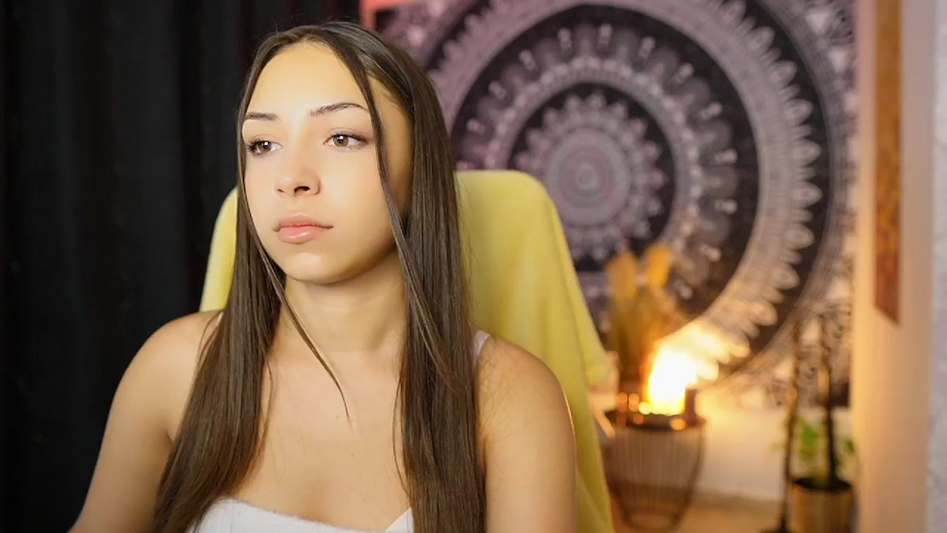 Gallery image thumbnail from Briar__Rose's myfreecams stream on, 08/29/2024, 18:05 image 11 of 20