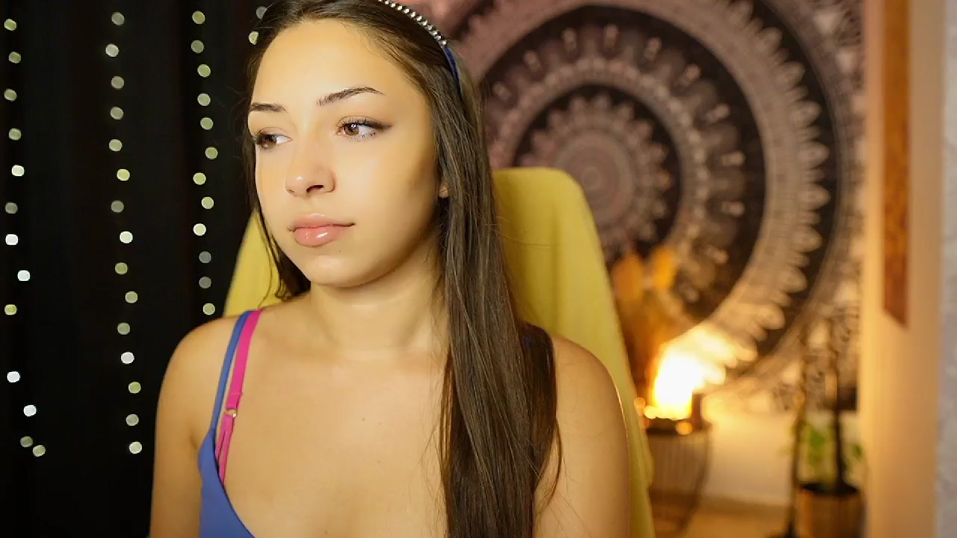Gallery image thumbnail from Briar__Rose's myfreecams stream on, 08/30/2024, 14:43 image 17 of 20