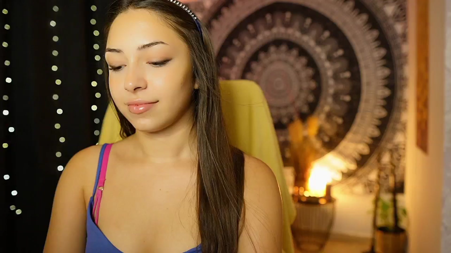 Gallery image thumbnail from Briar__Rose's myfreecams stream on, 08/30/2024, 14:43 image 15 of 20